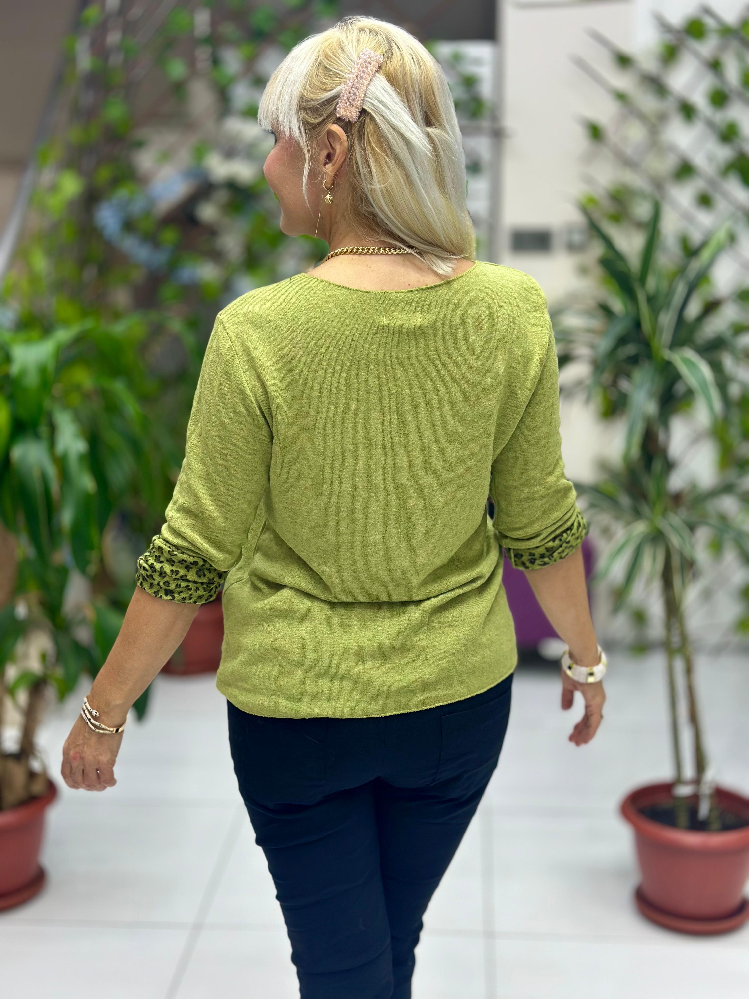 NC1202 İçi Leoparlı Yuvarlak Yaka Triko Küçük Kalıp Bluz Fıstık