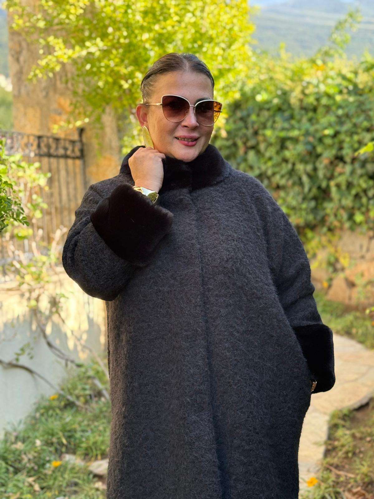 N2238 Abrigo Napa Leopardo Cremallera Negro