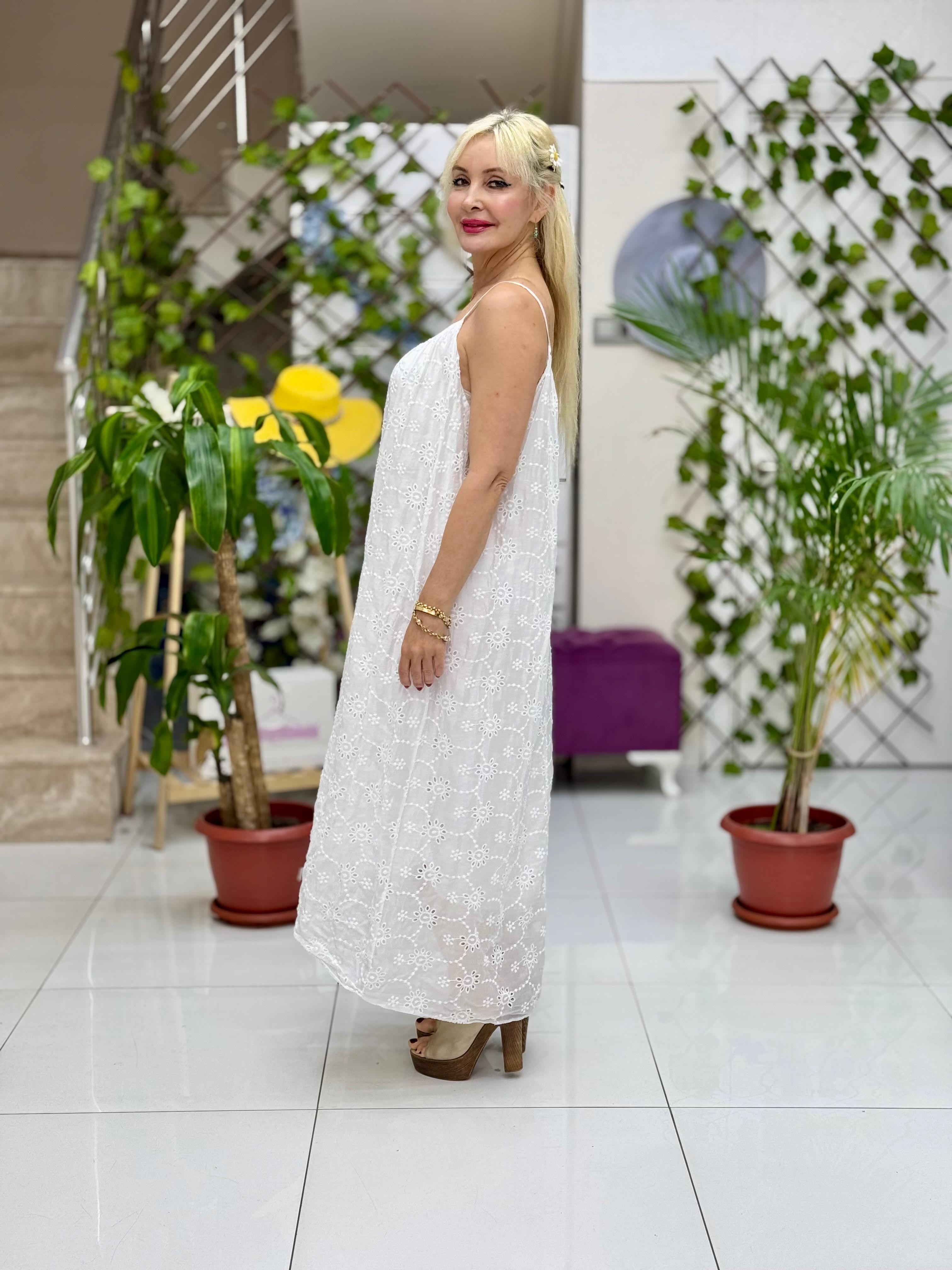 YG5031 İtalyan İp Askılı Brodeli Coton Elbise Beyaz