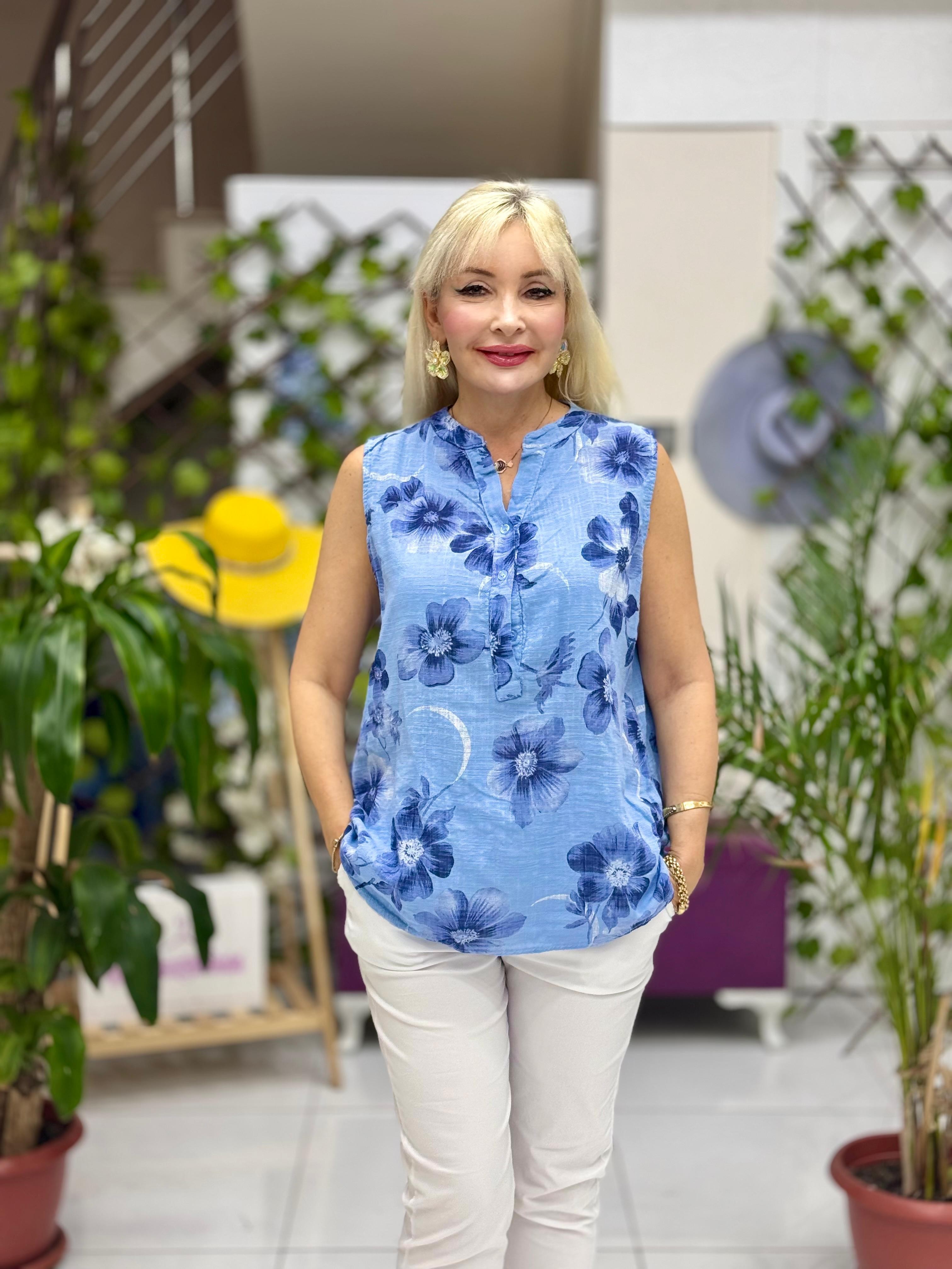NC8240 İtalyan Kolsuz Pamukketen Bluz Mavi