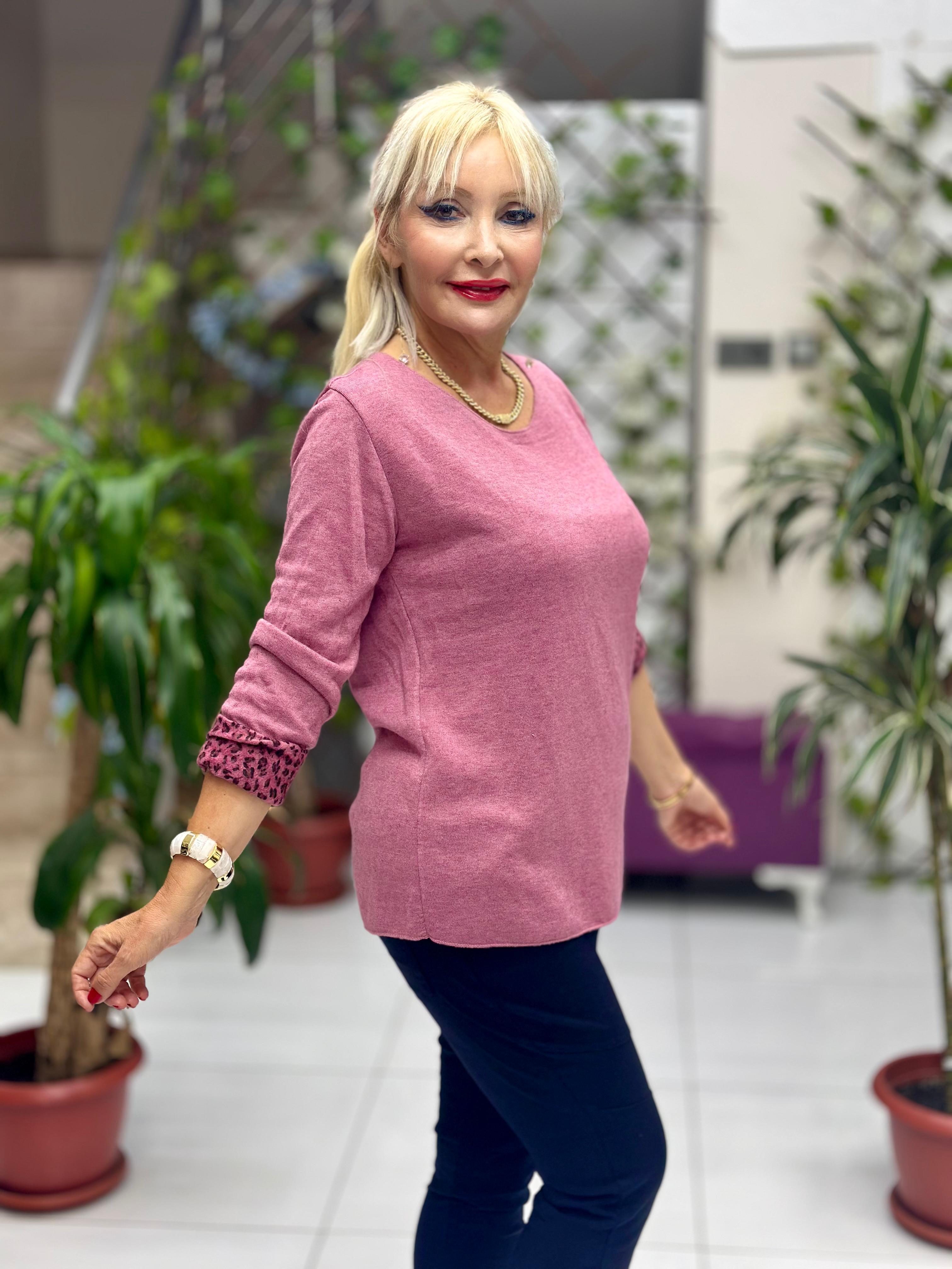 NC1202 İçi Leoparlı Yuvarlak Yaka Triko Küçük Kalıp Bluz Gül Kurusu