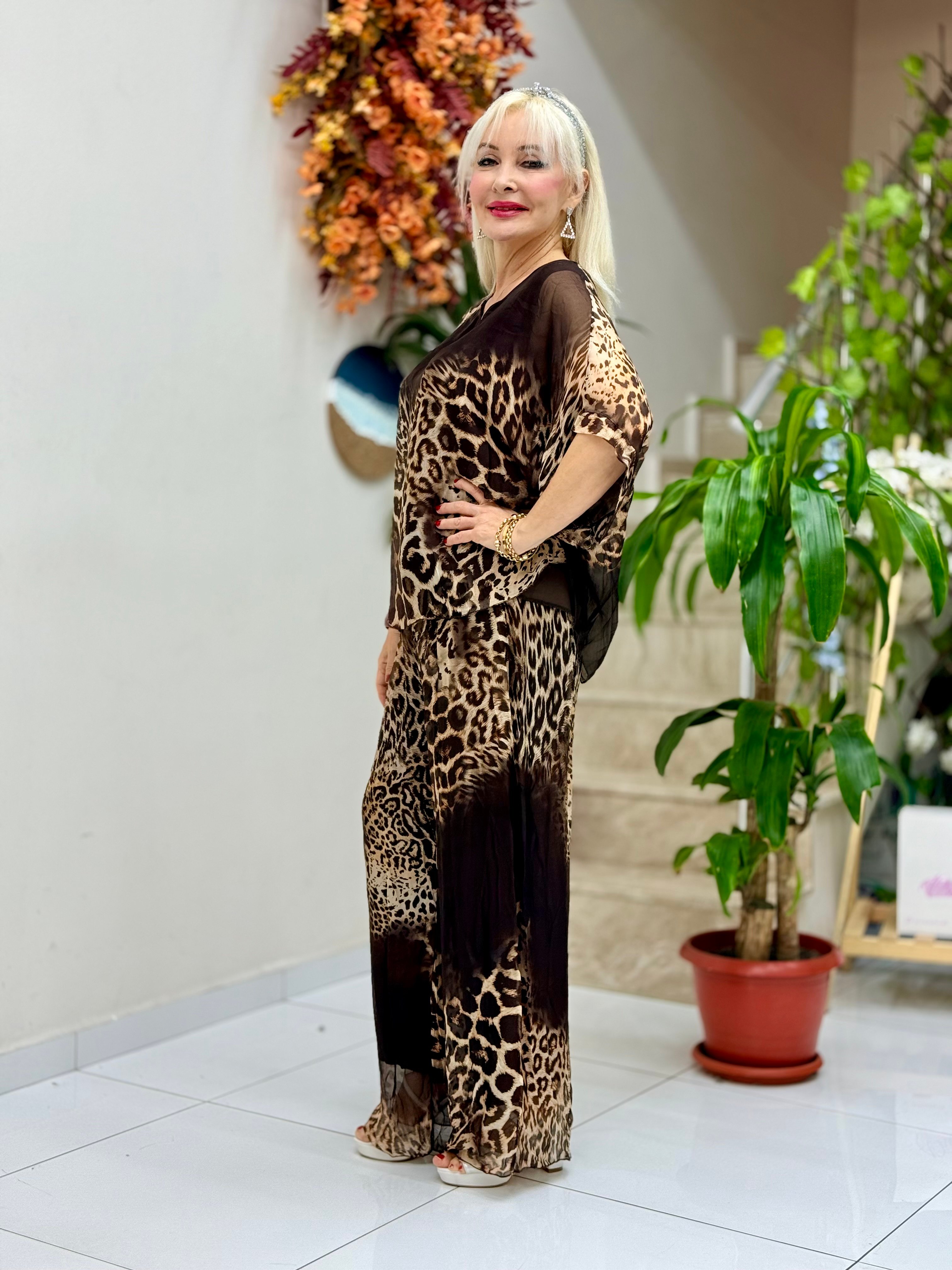 YG2061 Leoparlı İpek Takım Kahve