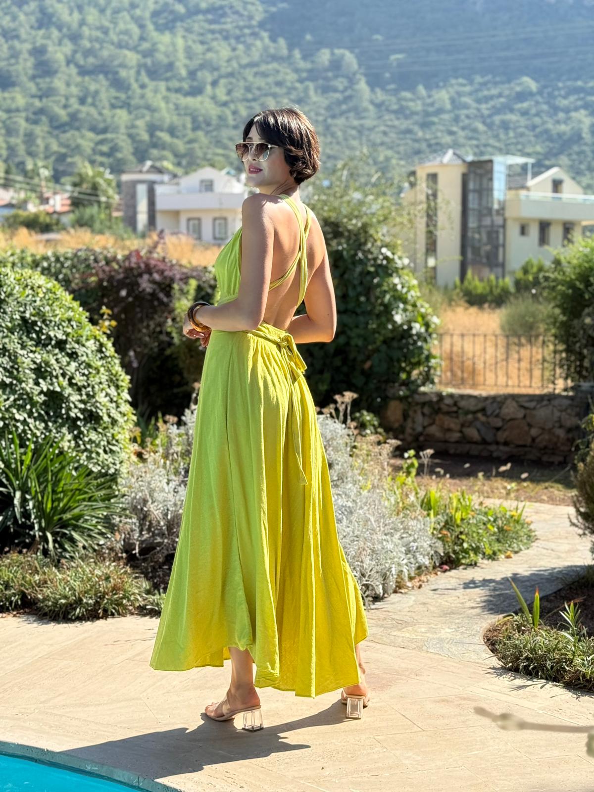 PT25071 Omuz Bağlamalı Belden Kuşaklı Sırtı Açık Coton Elbise Fıstık