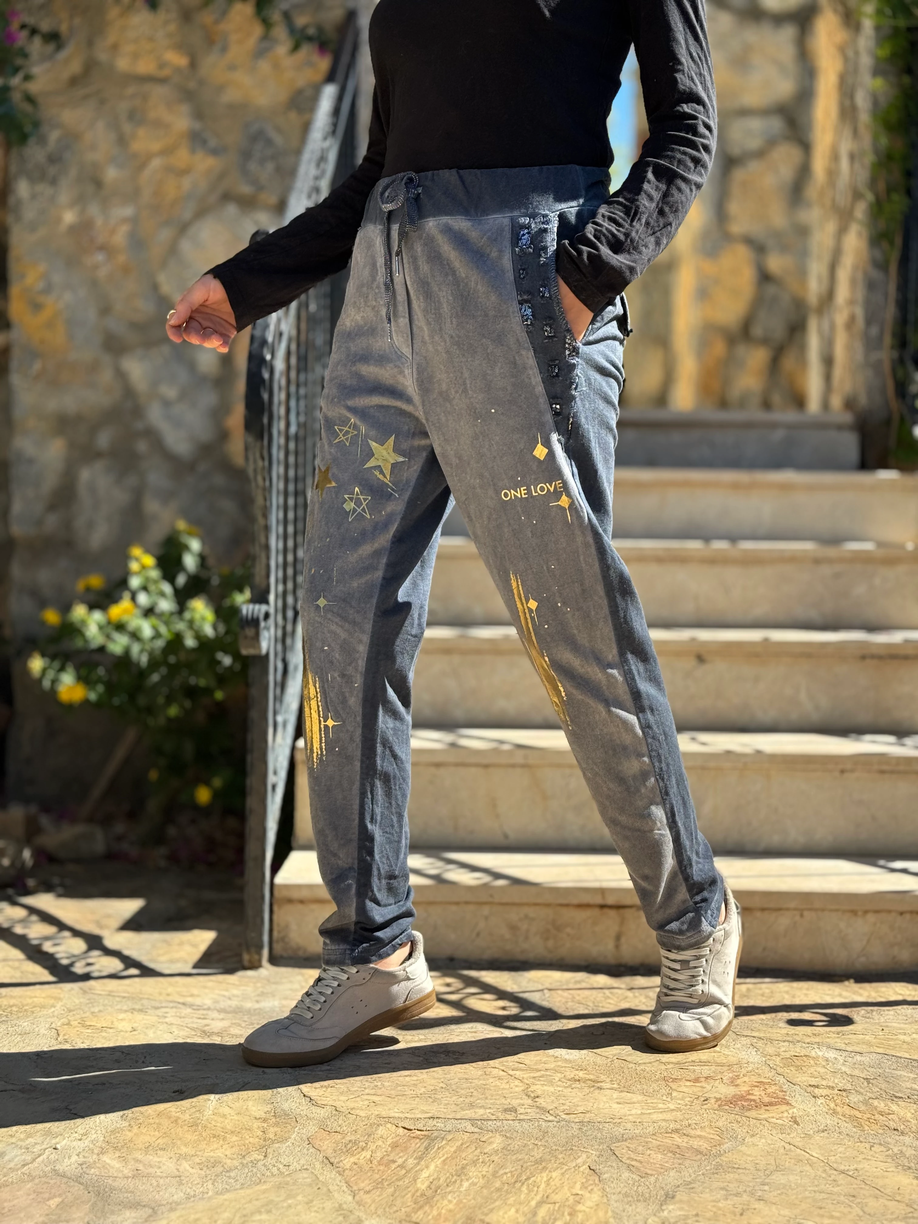 YG50618 Yıldız Desen Pulpayetli İtalyan Süet Pantolon mavi