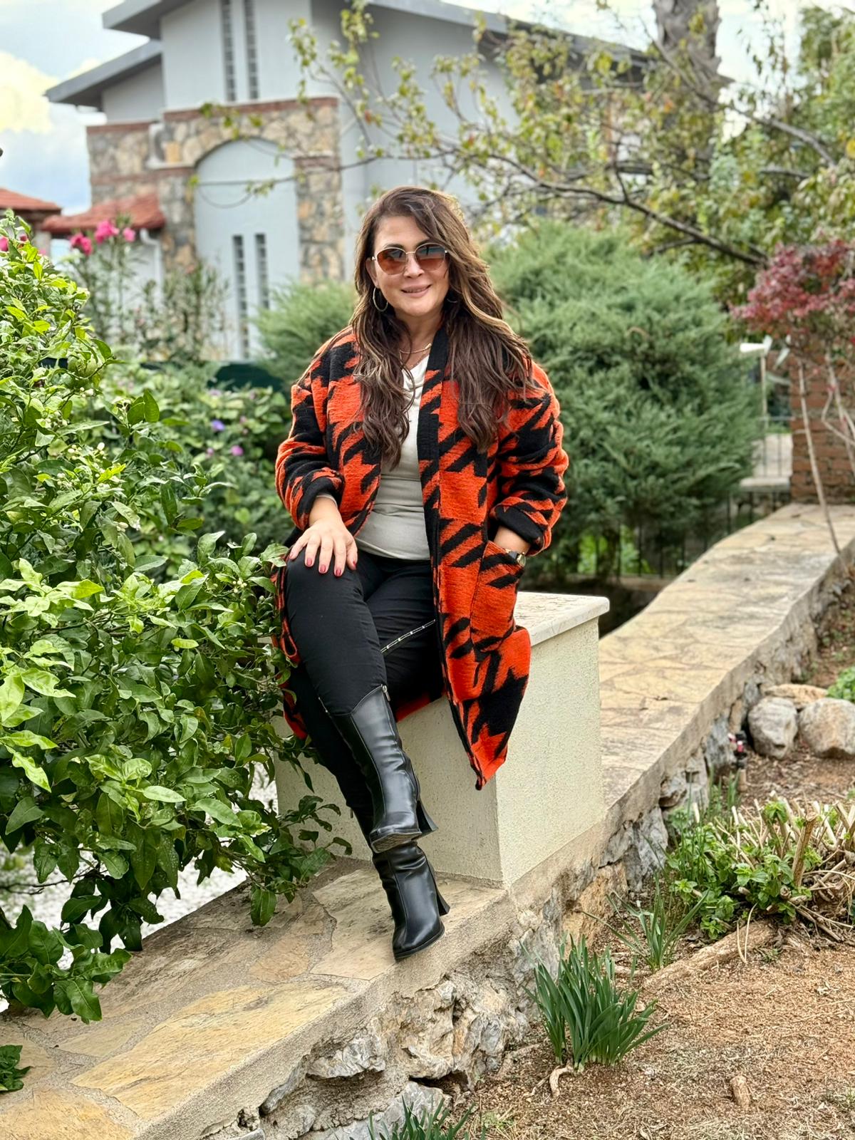 YG109261 Kapamasız Kaz Ayağı Desenli İtalyan Keçe Kaban Oranj