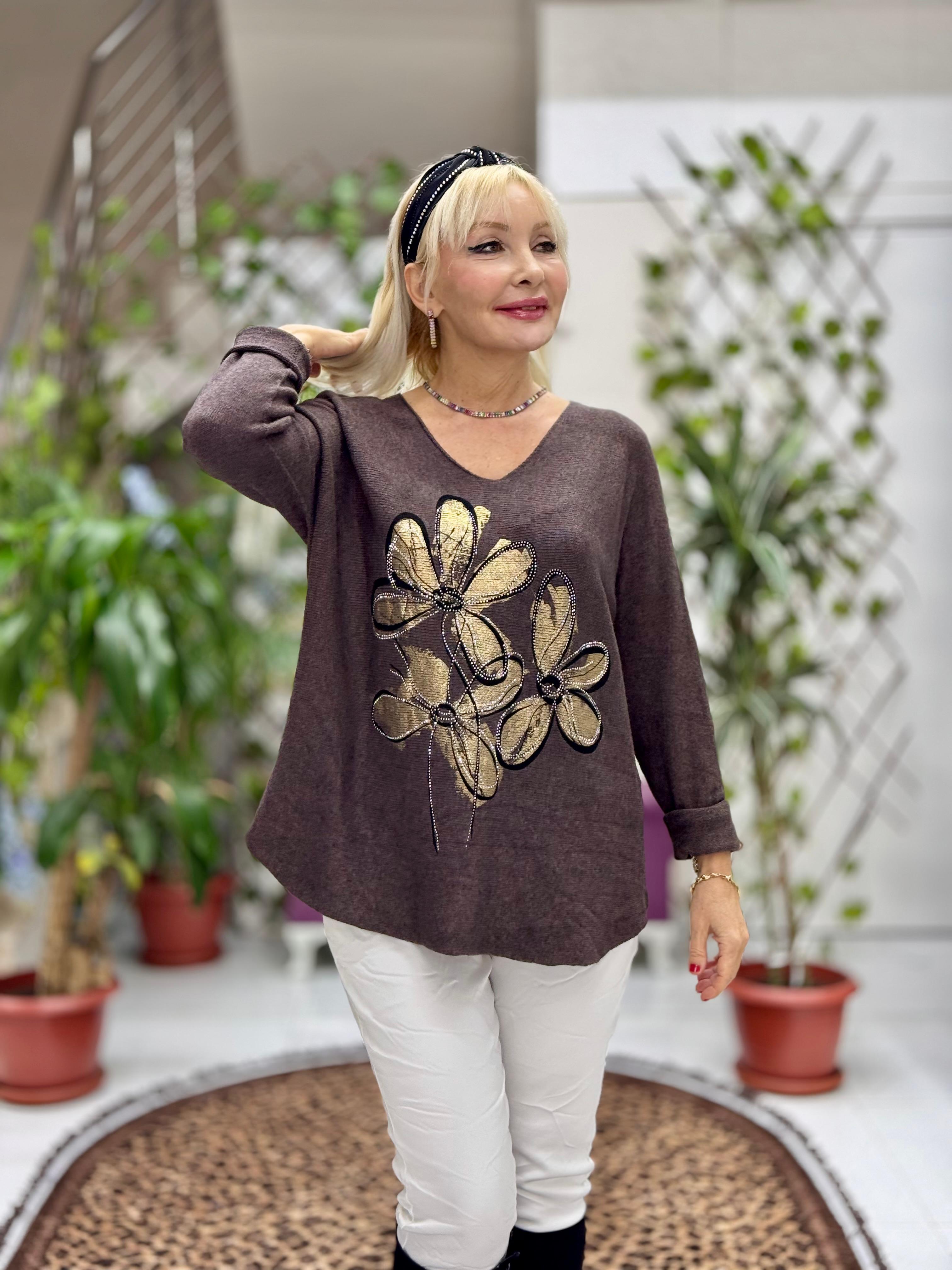 YG8022 Çiçek Desenli Taşlı İtalyan Triko Bluz Kahverengi