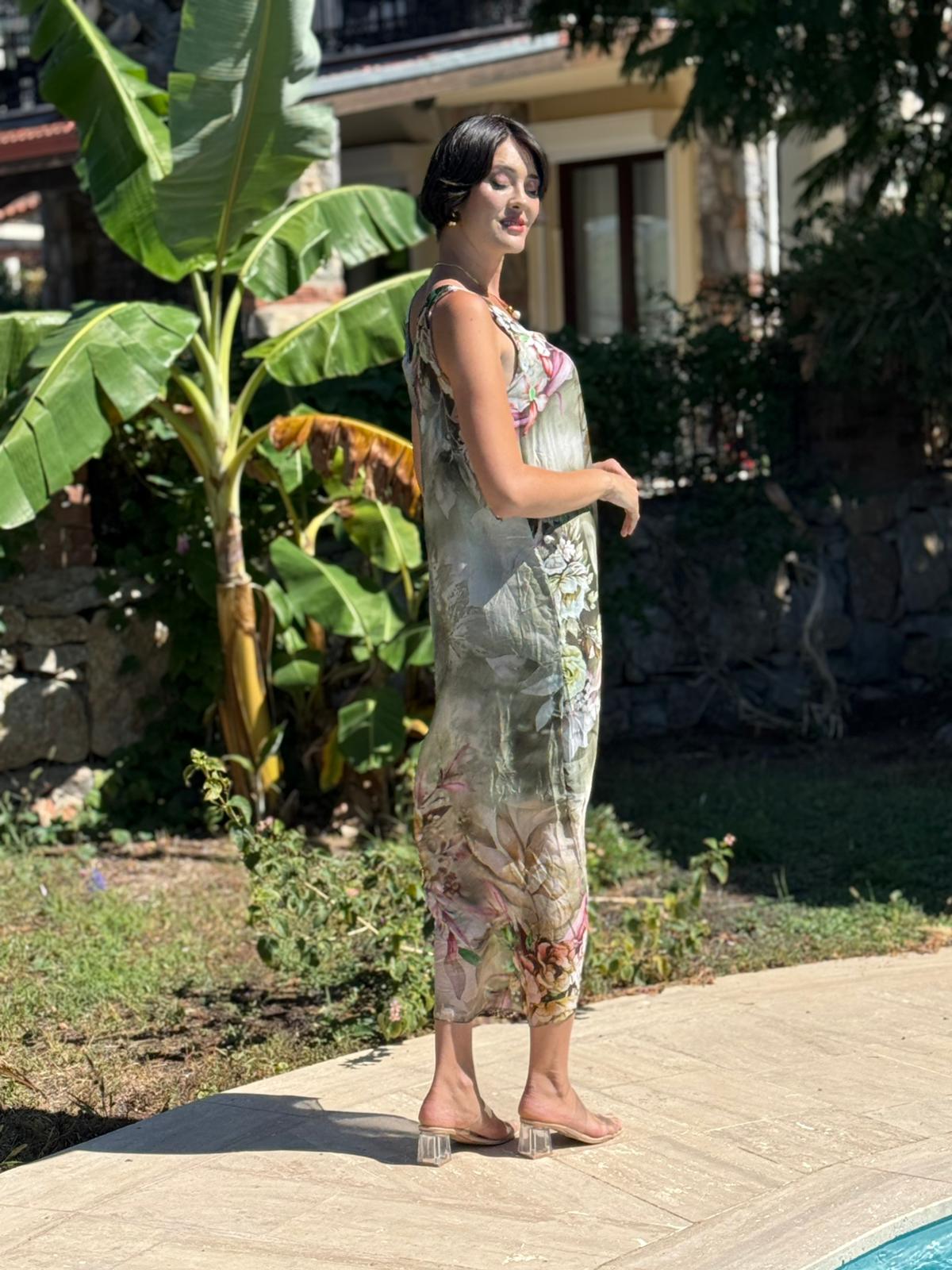 YG20641 İtalyan Çiçekli Askılı İpek Elbise Haki