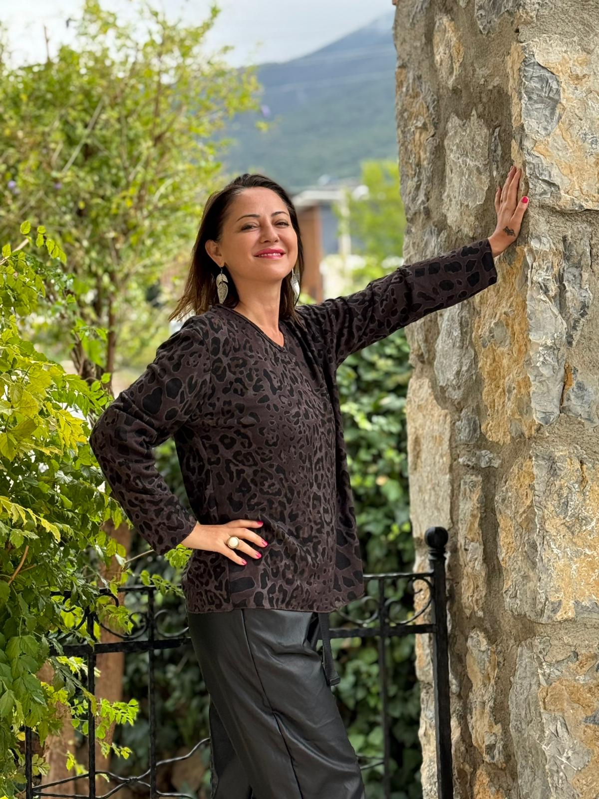 YG5710 Leopar Desenli V Yaka Uzun Kollu İtalyan Triko Bluz Kahverengi