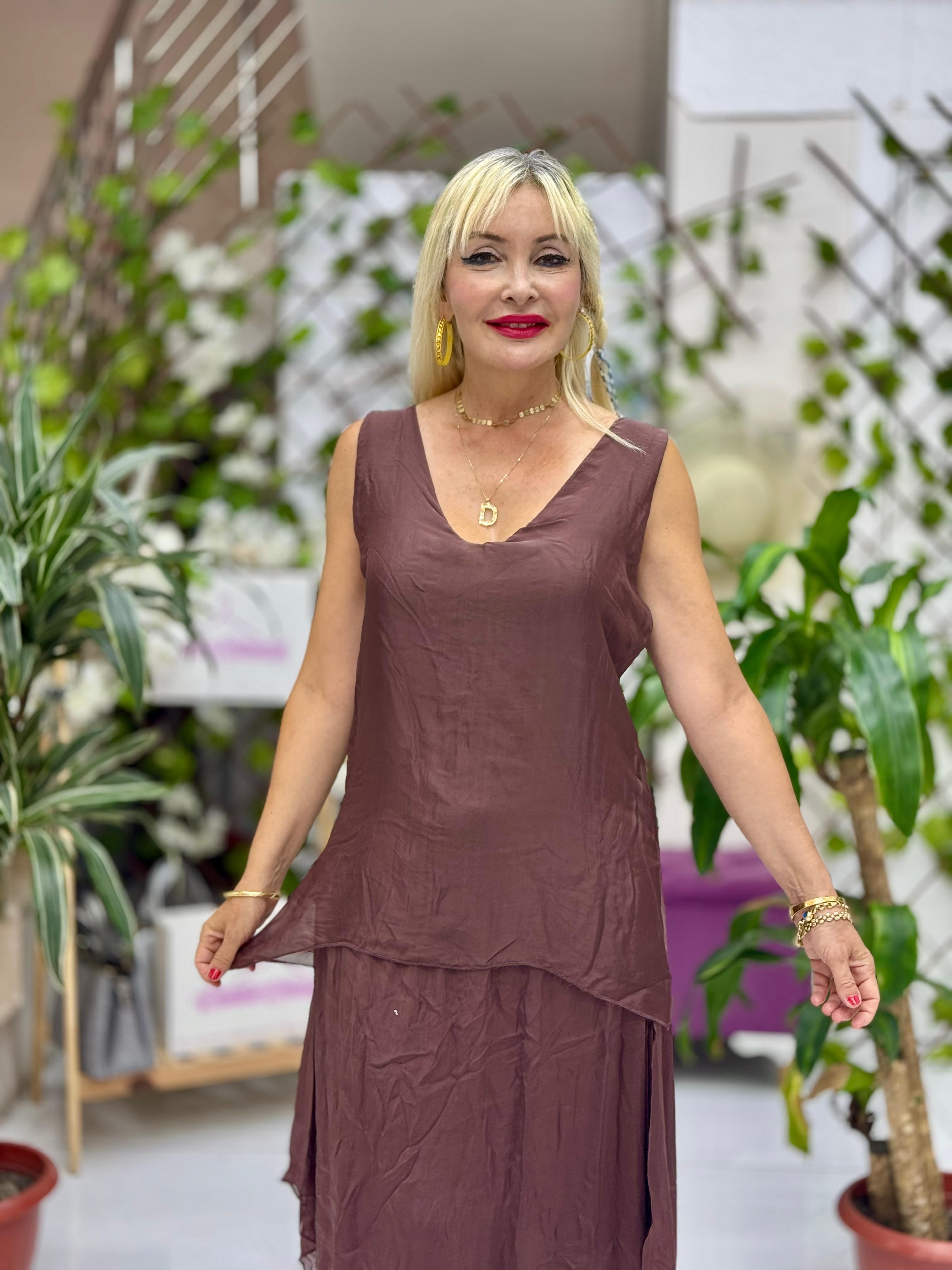 LS79772 İtalyan Kolsuz Sırt Bağlamalı İpek Bluz Kahverengi