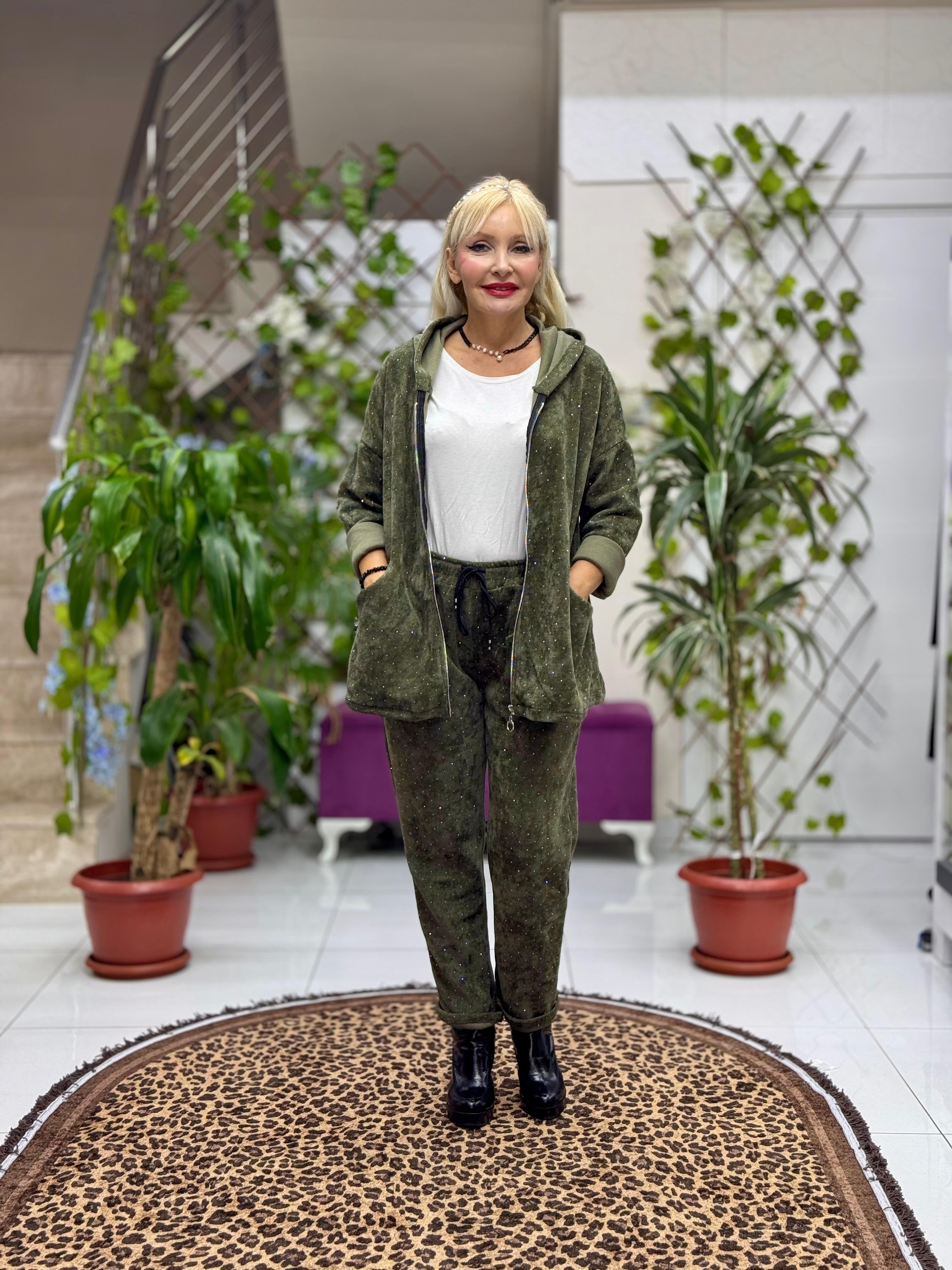 NC25195 Fermuarlı Kapüşonlu Taşlı İtalyan Kadife Takım Haki