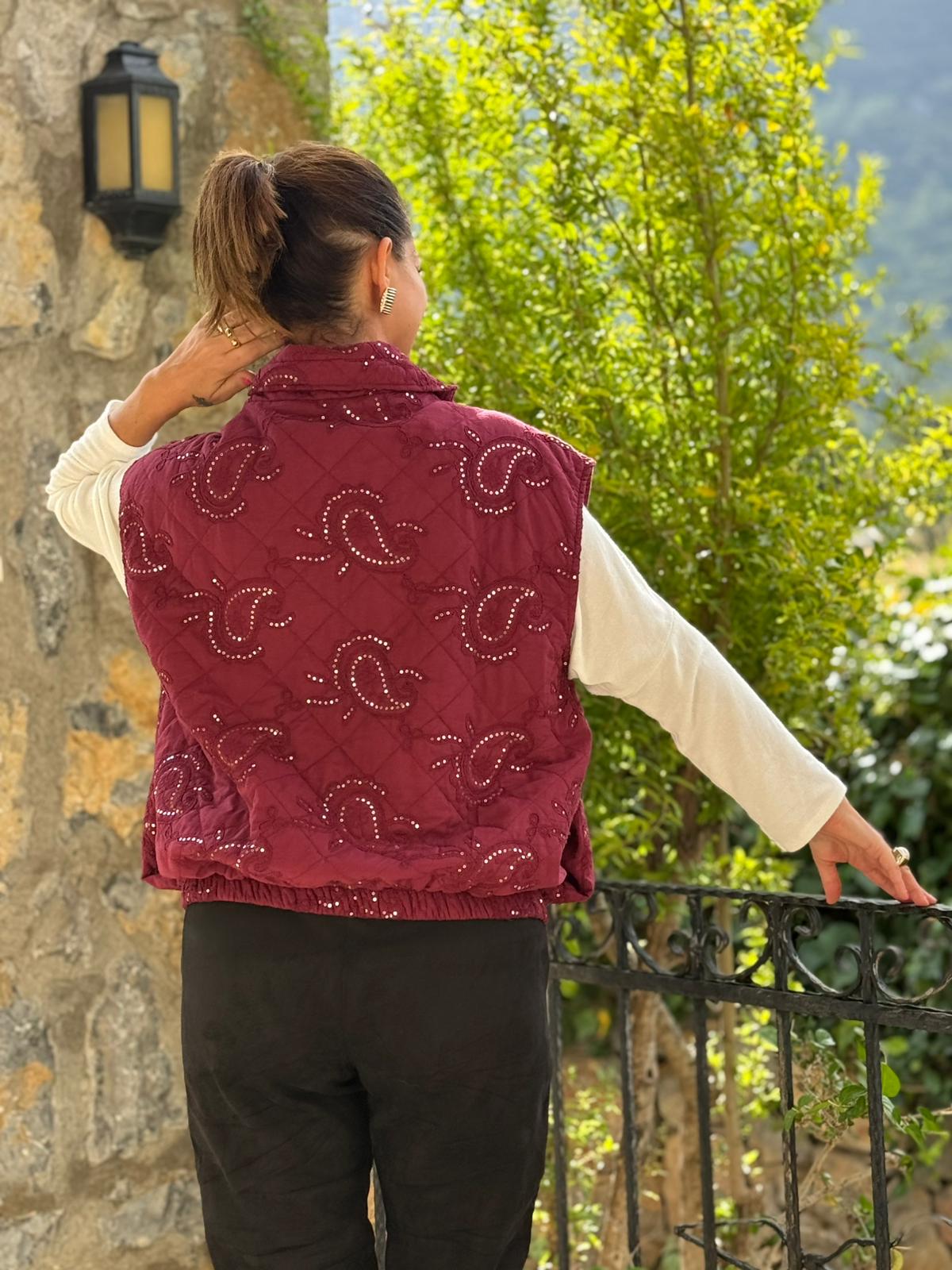 NC61582 Pul Payetli Balıkçı Yaka İtalyan Kapitone Yelek Bordo