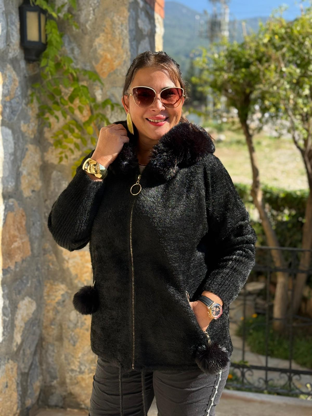 N33035 Abrigo Angora Con Capucha Y Bolsillos Crema