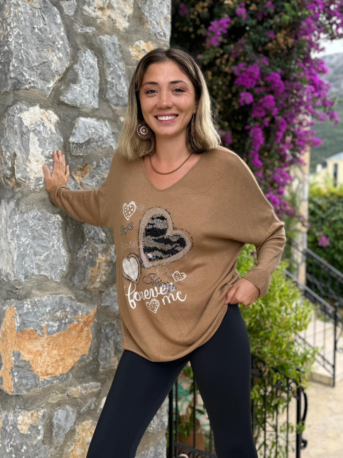 LS6211 İtalyan Kalp Desenli Triko Bluz Camel