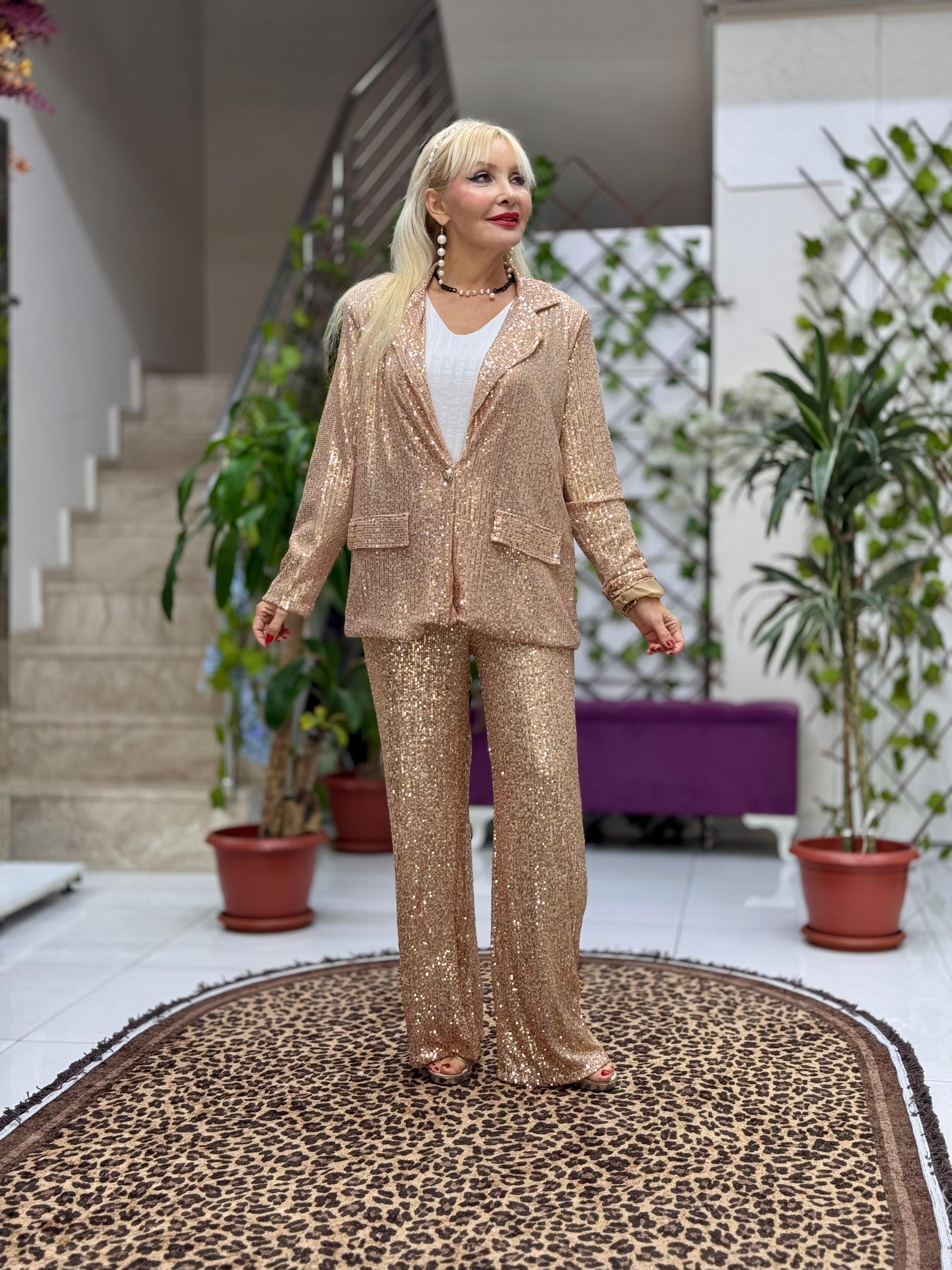 YG2013 İtalyan Pul Payetli Tek Düğme Takım Krem