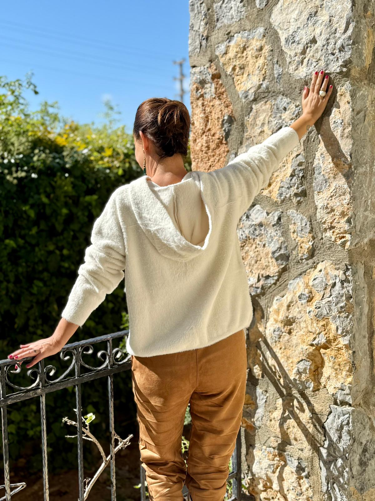 NC25032 Düğmeli Çift Cep Kapüşonlu Ceket Ekru