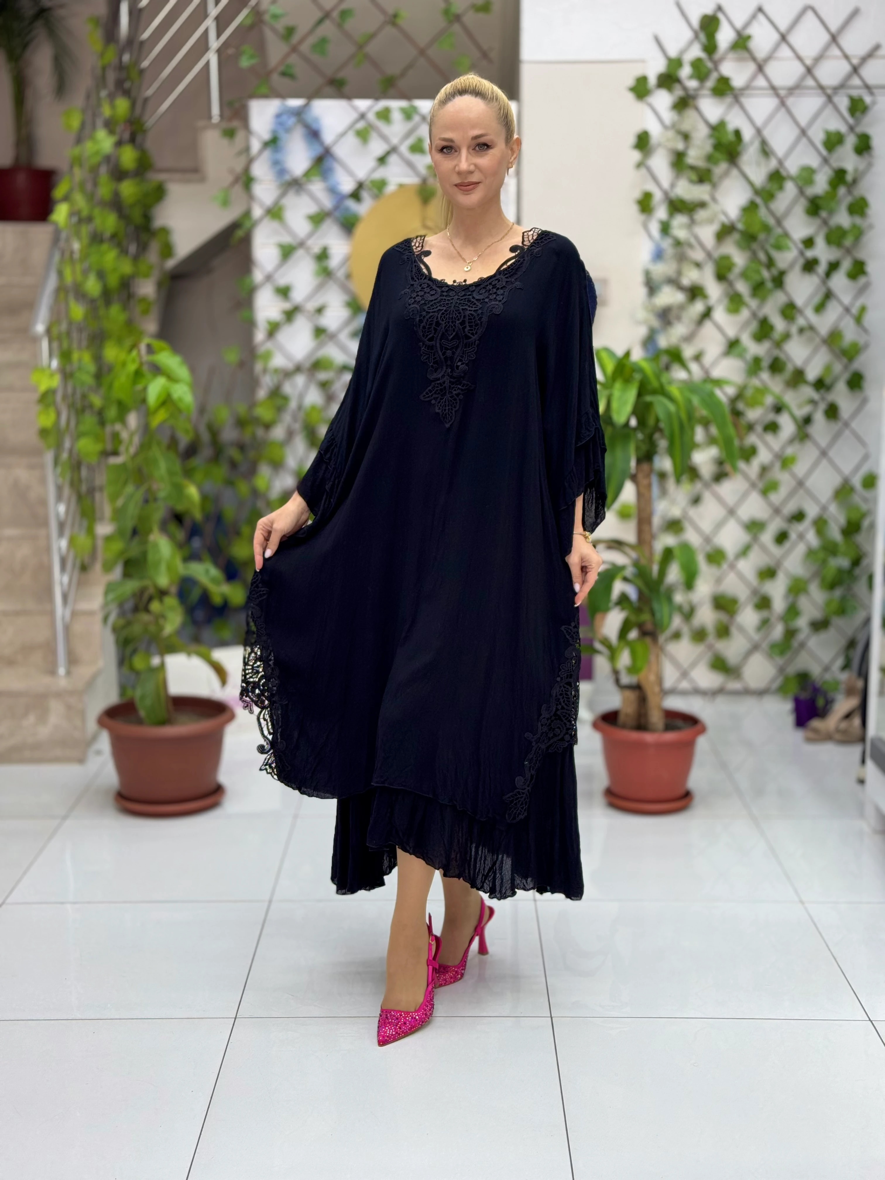 VL4125 Yaka Ve Etek Dantel Vual Elbise Siyah