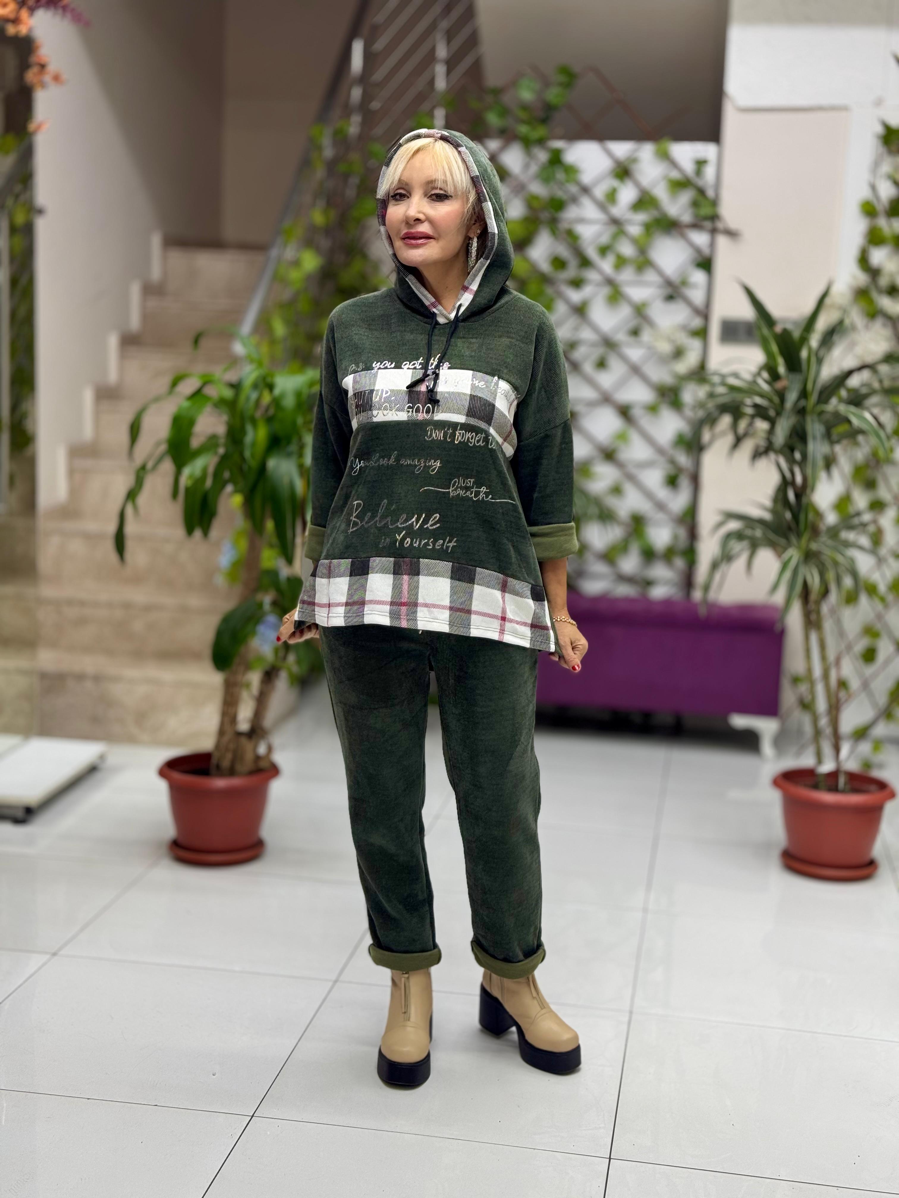 NC15502 Ekose Desenli Kapişonlu İtalyan Kadife Takım Yeşil