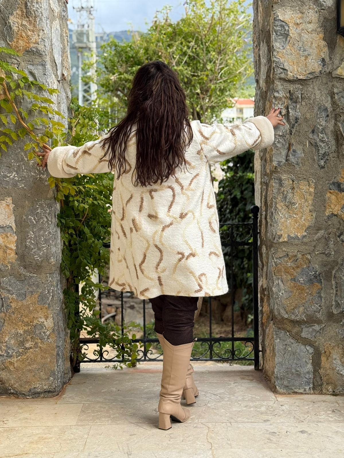 N2238 Abrigo Napa Leopardo Cremallera Negro