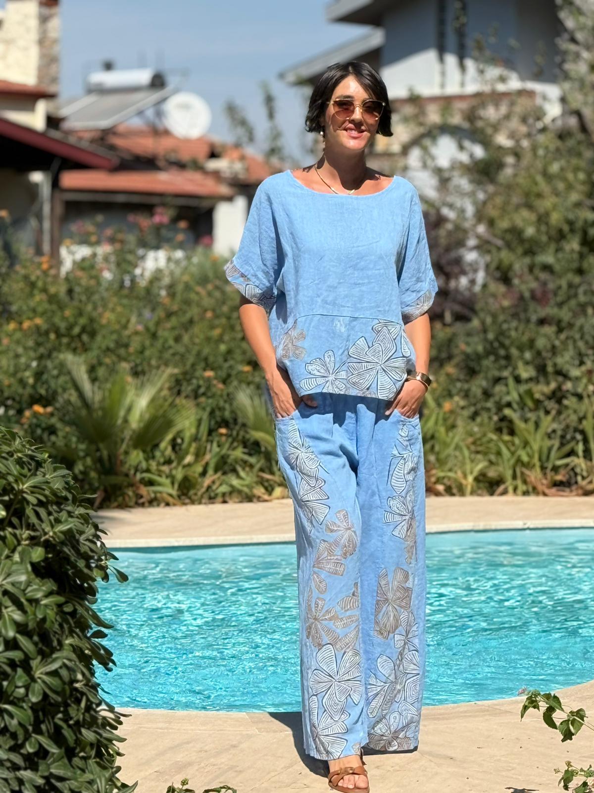 NC61253 İtalyan Çiçek Baskılı Keten Takım Mavi