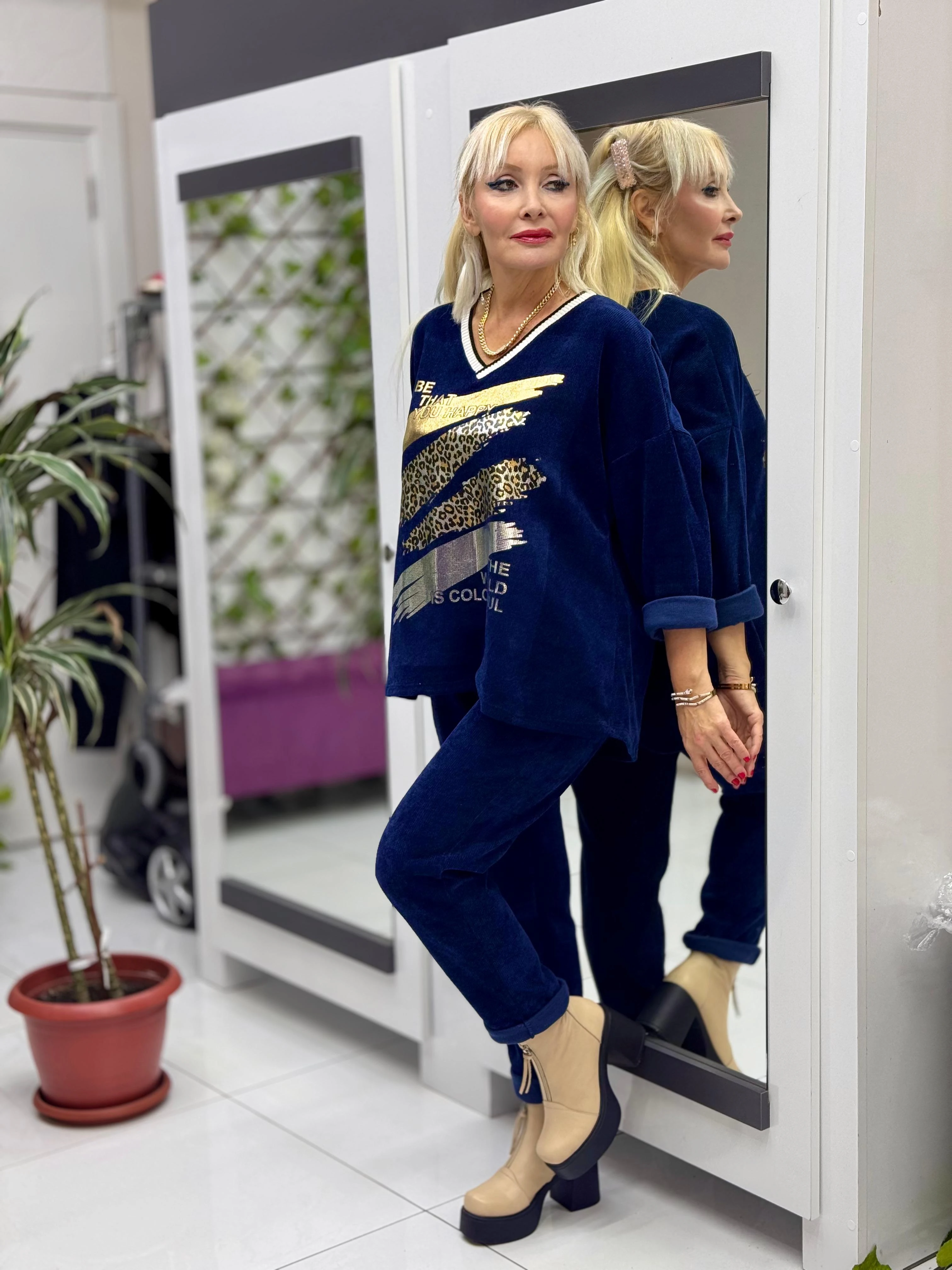 NC24155 Leopar Baskılı İtalyan Kadife Takım Lacivert