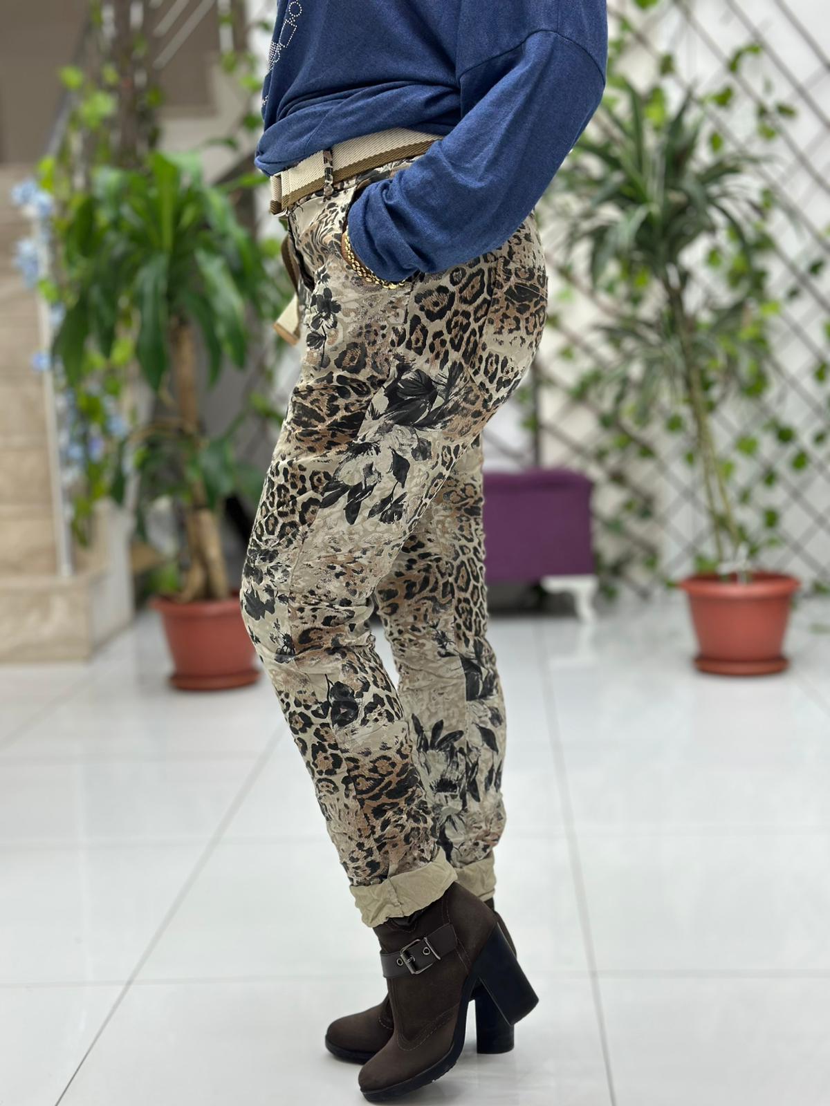 NC21980 italyan Likralı Çiçek ve Leopar desenli Pantolon Bej