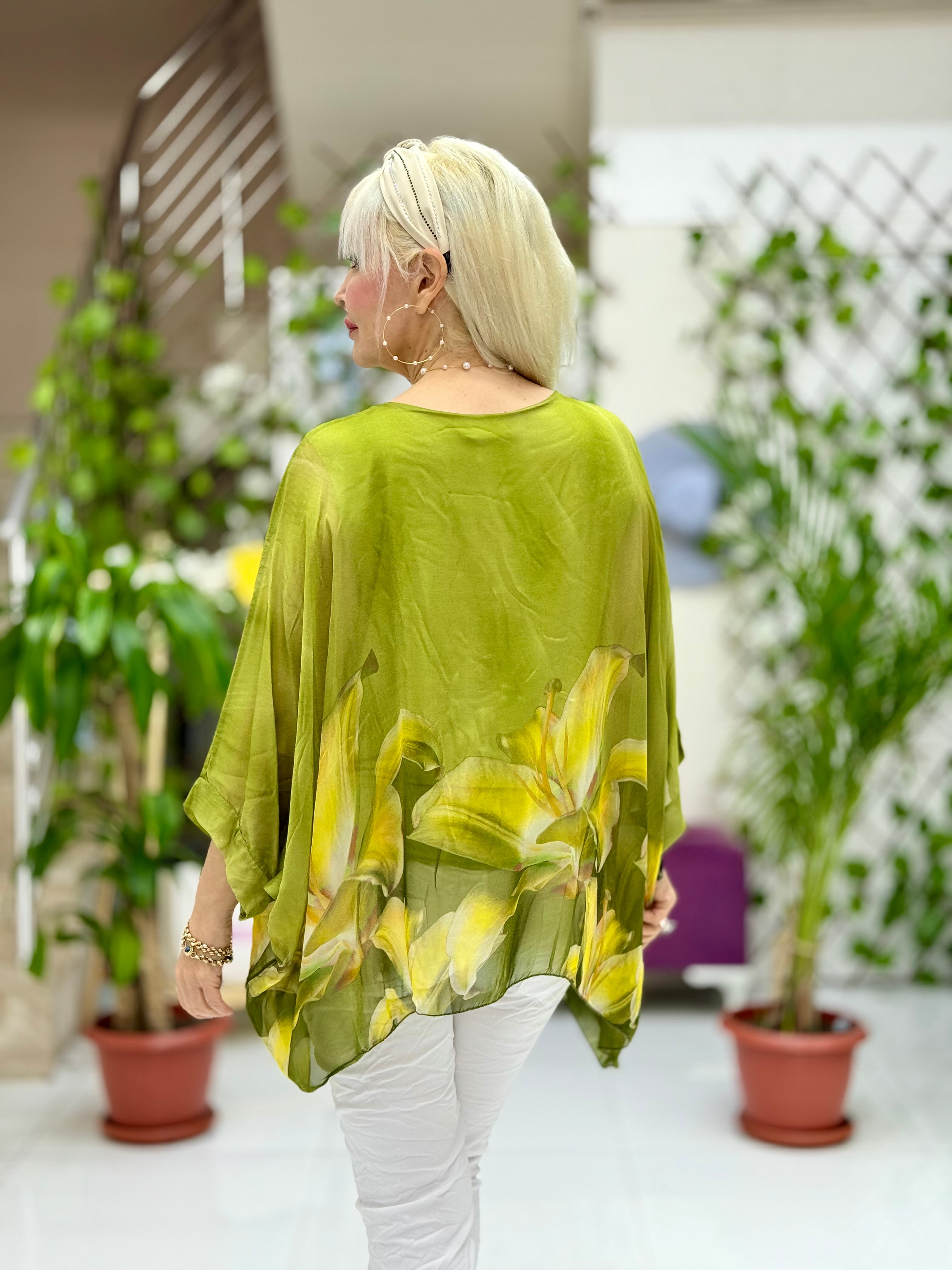 N6840 Blusa Seda Italiana Negro