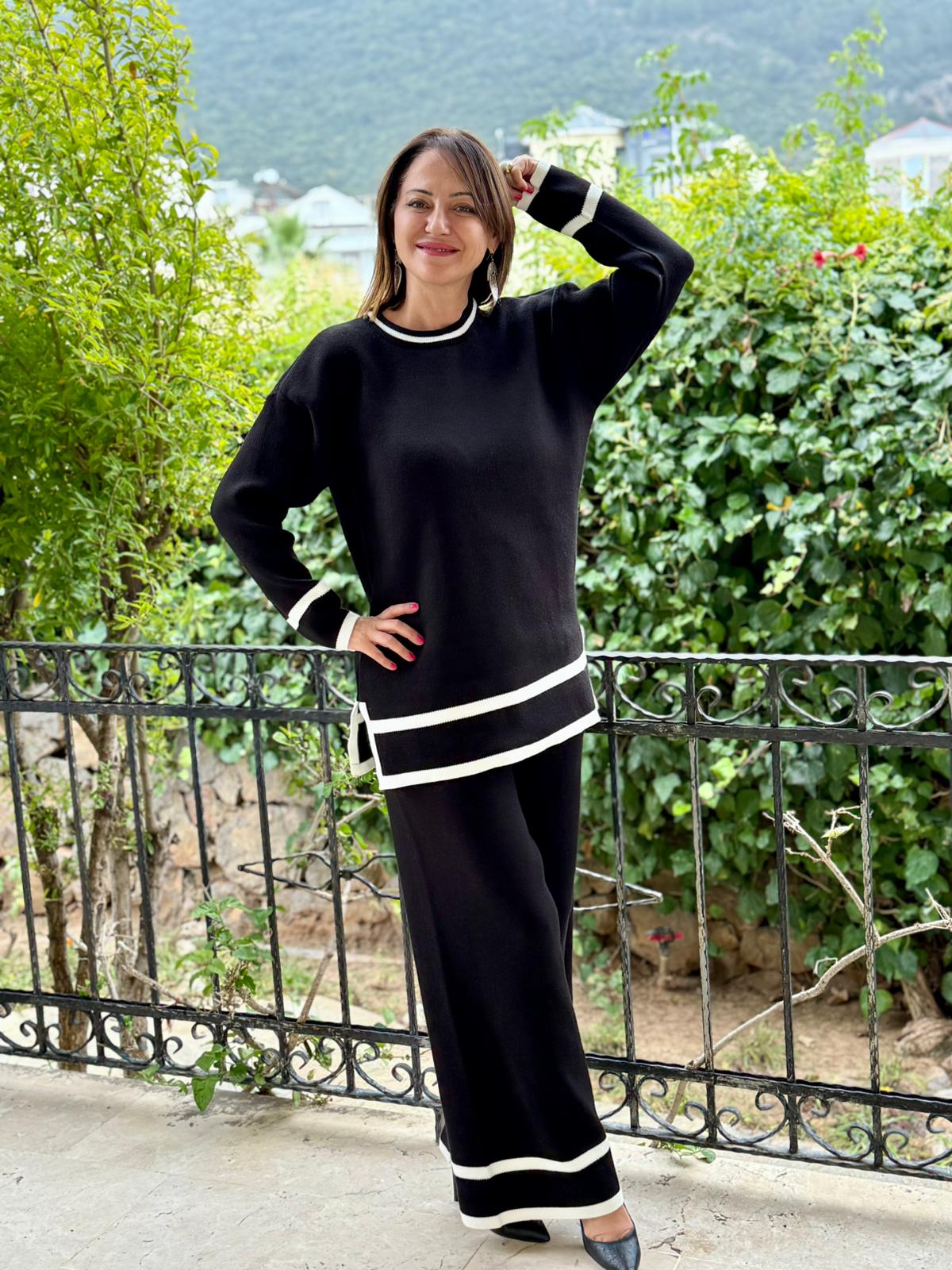 MT3091 Bisiklet Yaka Rahat Kalıp Bluz Pantolon Triko Takım Siyah