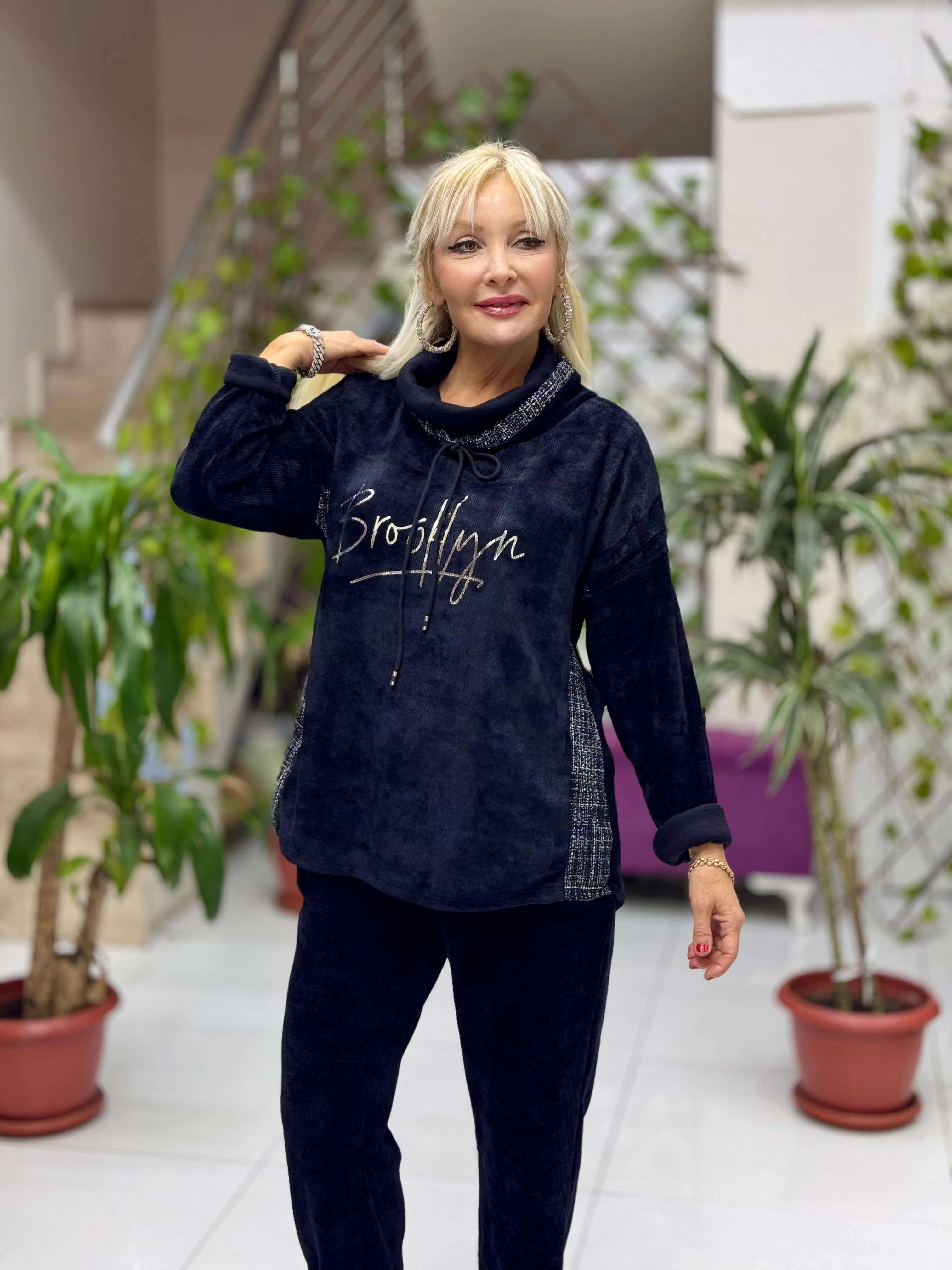 NC15495 Brooklyn Yazılı Degaje Yaka İtalyan Kadife Takım Siyah