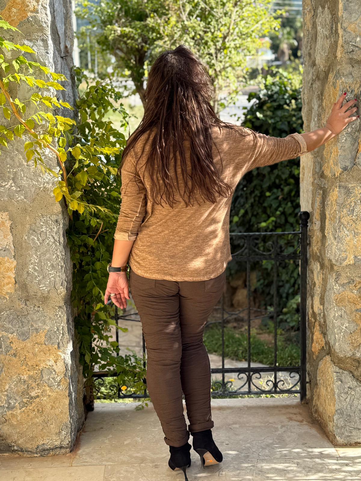 YG42030 Kalp Desenli Pullu İtalyan Triko Bluz Kahverengi