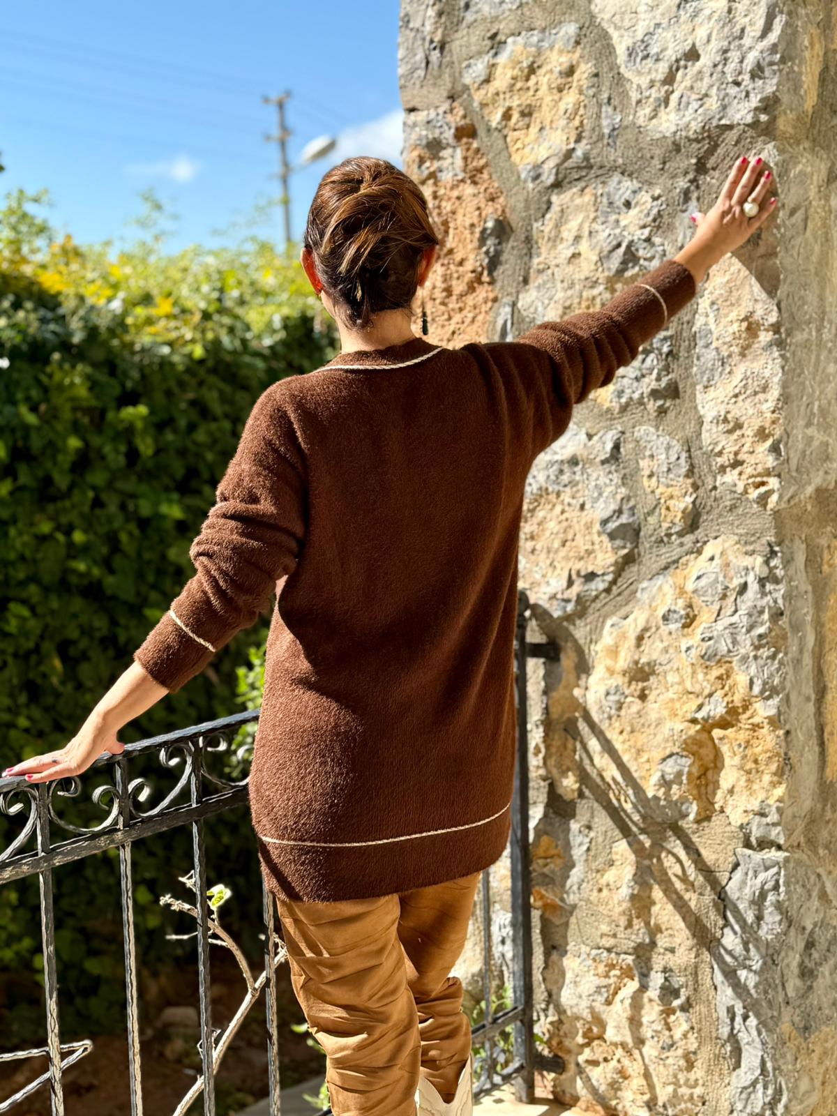 NC1067 Düğmeli İşlemeli Yün Hırka Kahverengi