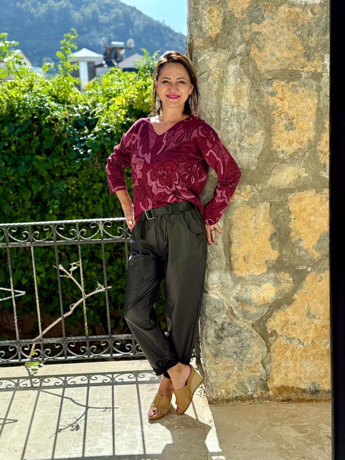 YG7036 Çiçek Desenli V Yaka İtalyan Triko Bluz Bordo