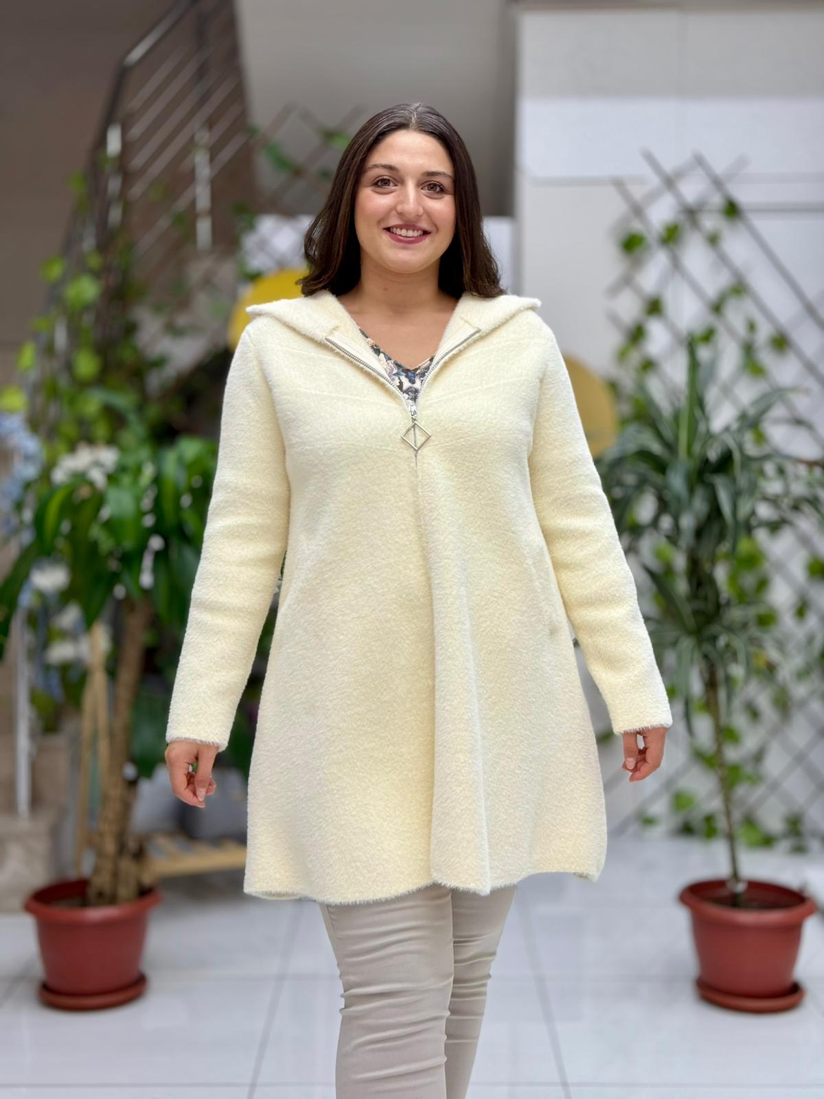 N33035 Kapüşonlu Cepli Angora Kaban Krem