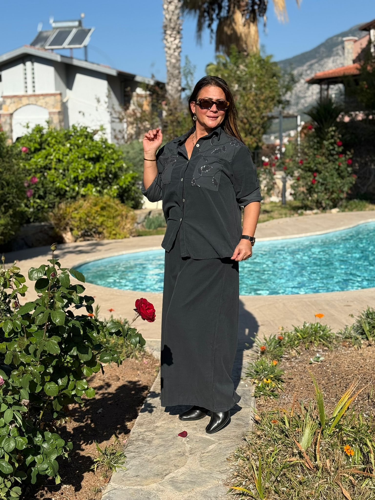 NC25446 İtalyan Kadife Pullu Pantolon Bluz Takım Antrasit