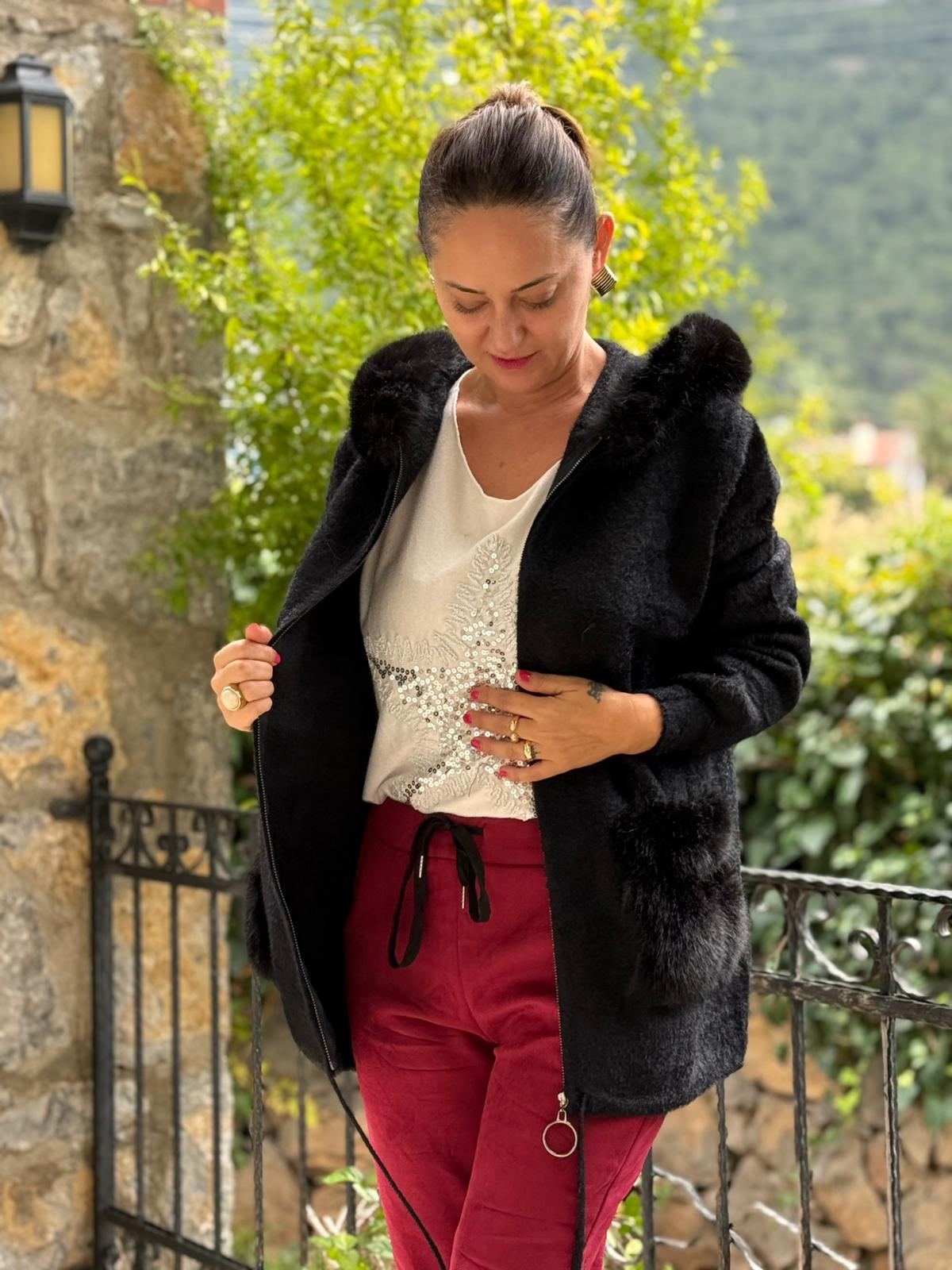 N33035 Abrigo Angora Con Capucha Y Bolsillos Crema