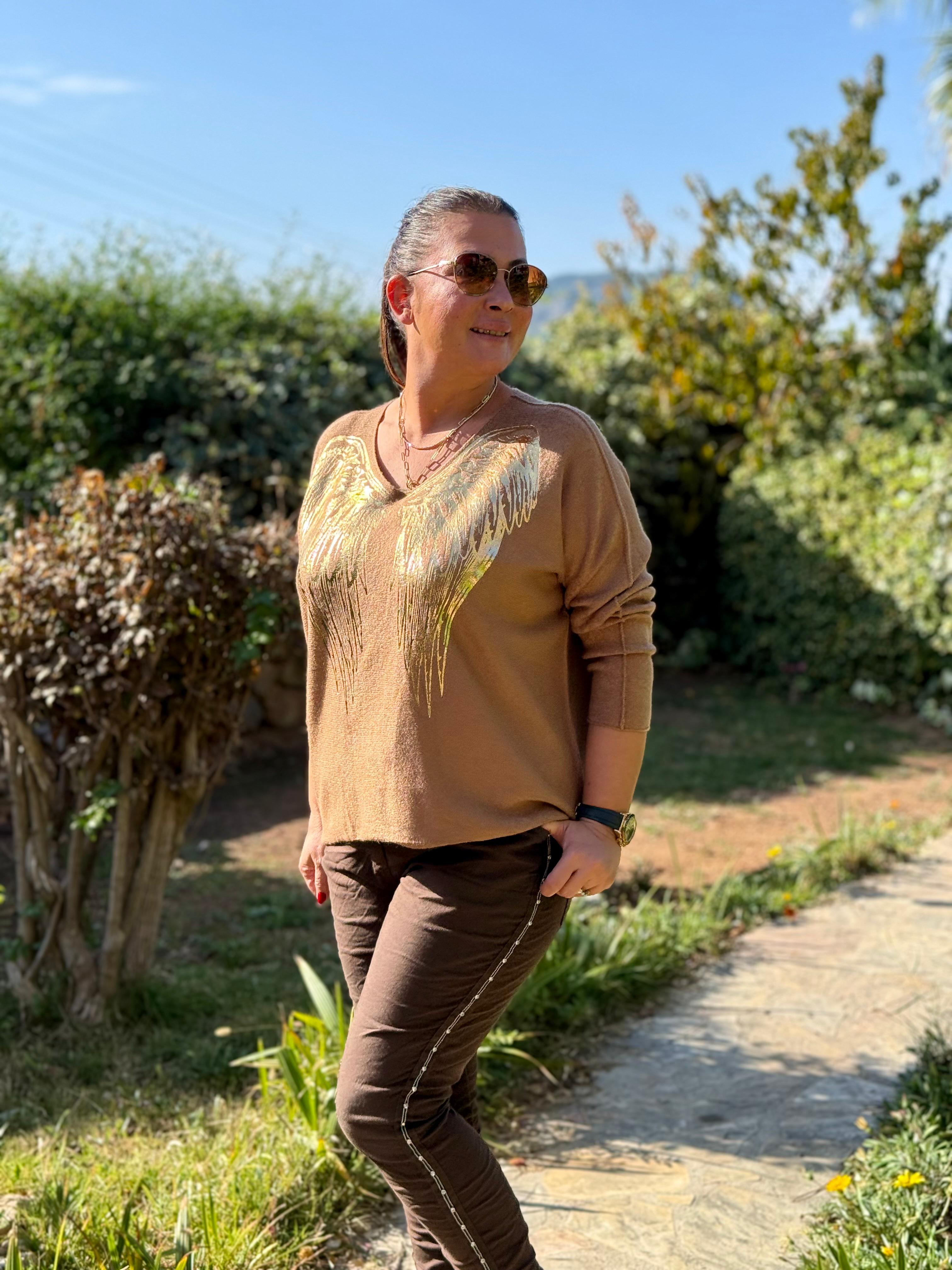 YG152031 Ön Arka Kanat Baskılı V Yaka Angora İtalyan Bluz Camel