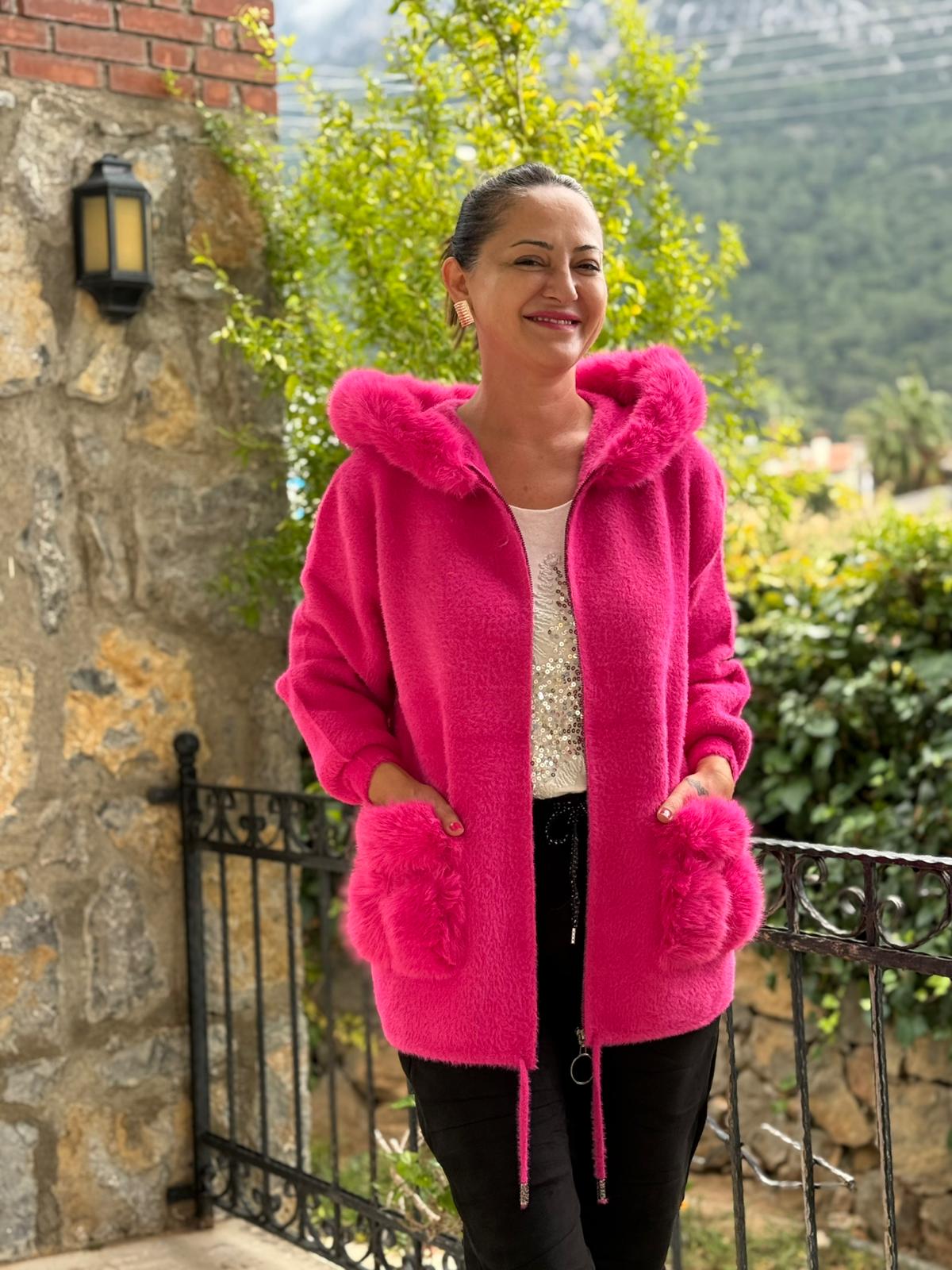 PT10665 Kapüşonlu Cebi Kürklü İtalyan Angora Kaban Fuşya