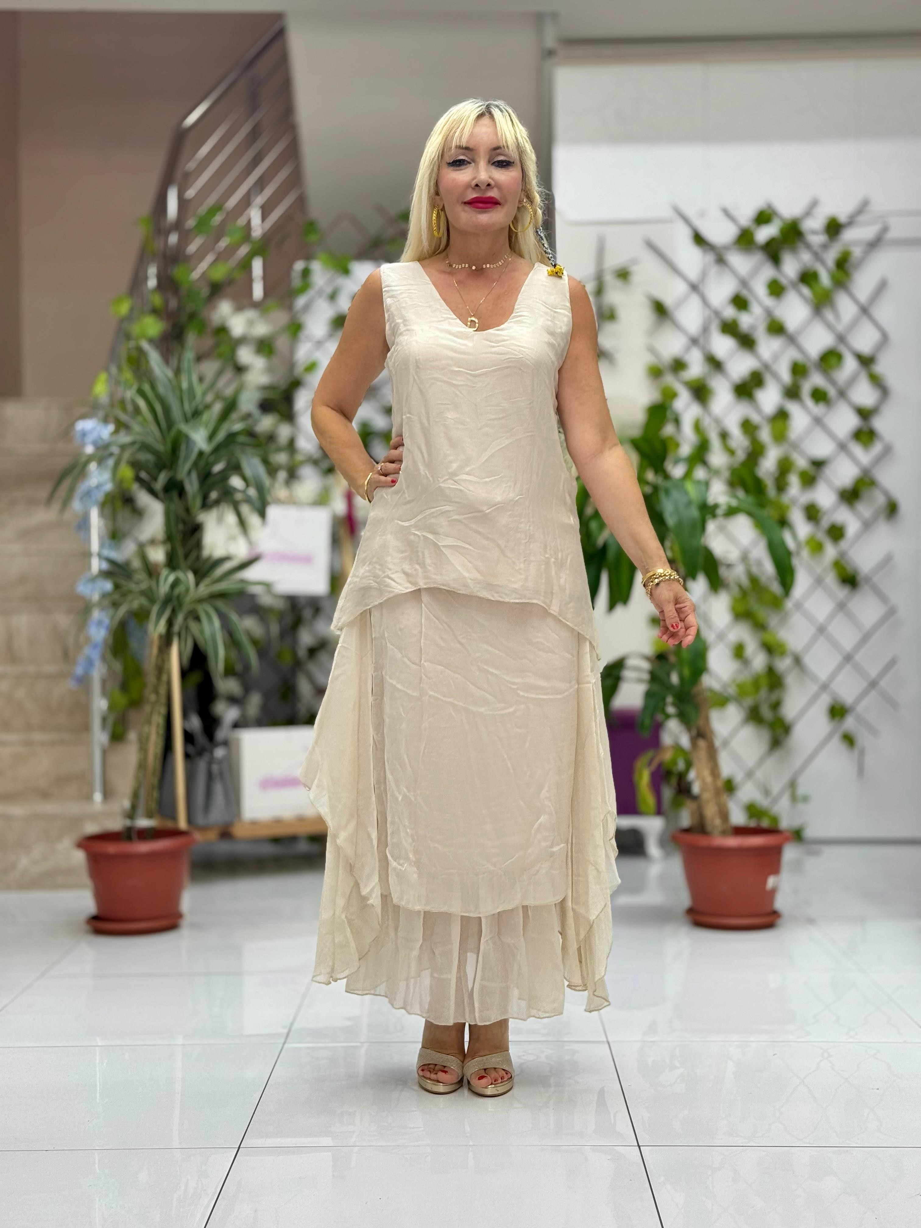 LS79772 İtalyan Kolsuz Sırt Bağlamalı İpek Bluz Krem