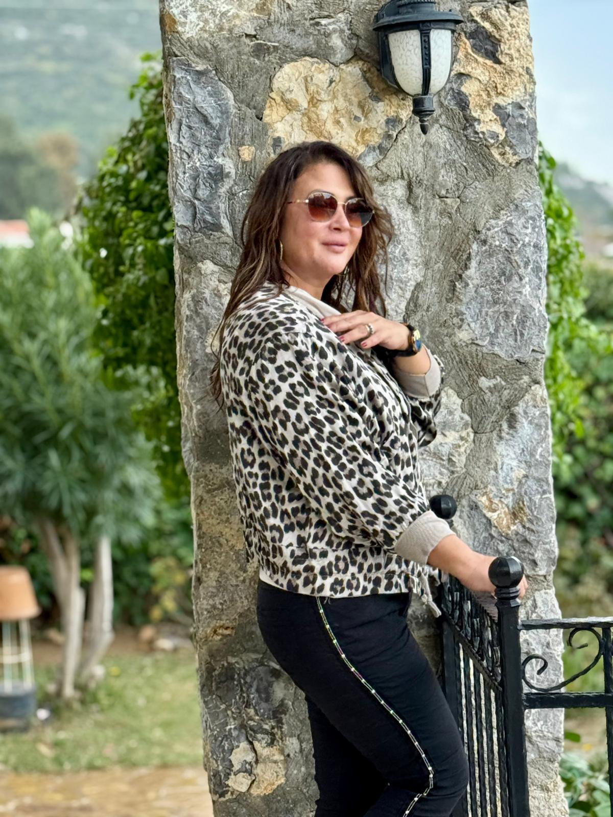 YG837903 İtalyan Leoparlı Saten İpek Ceket Bej