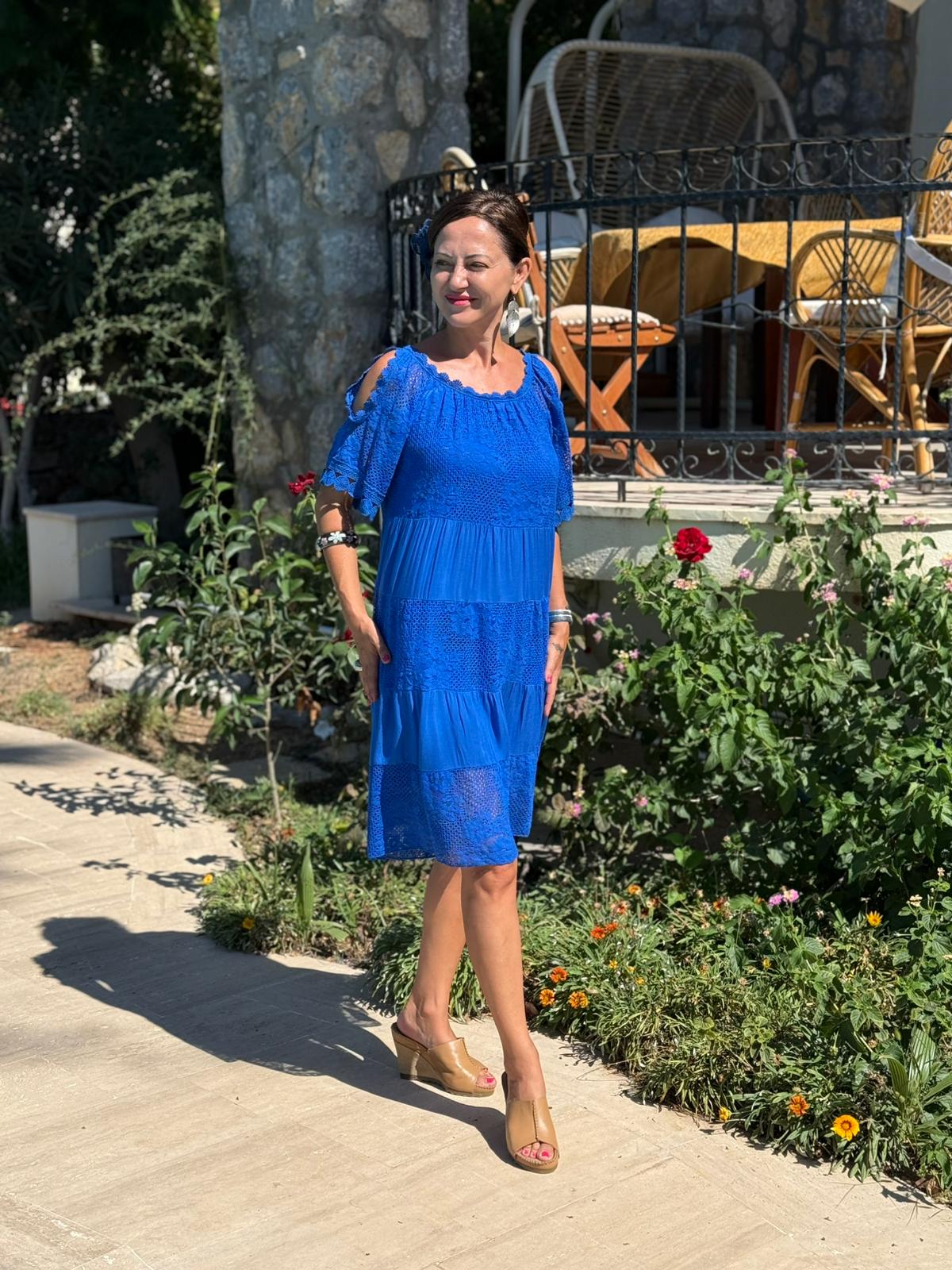 NC10453 İtalyan Yarım Kol Omuz Pencereli Dantelli Coton Elbise Saks