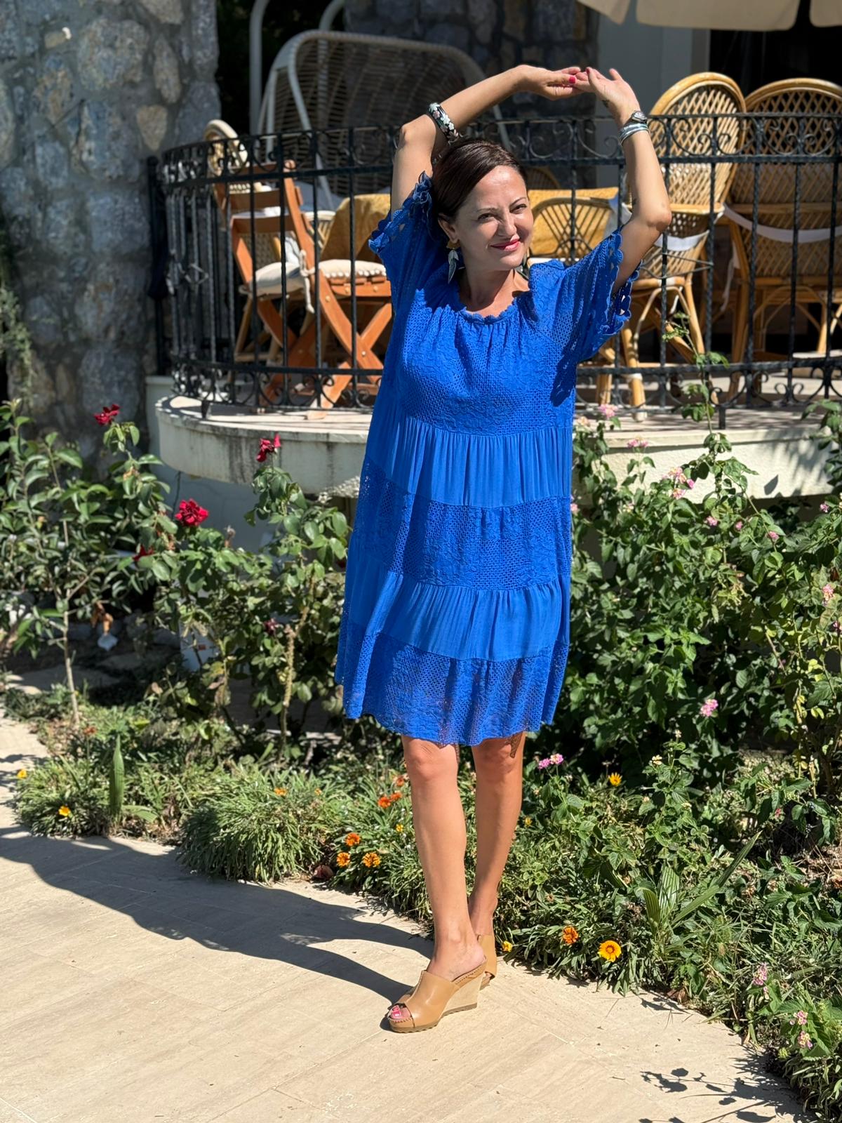 NC10453 İtalyan Yarım Kol Omuz Pencereli Dantelli Coton Elbise Saks