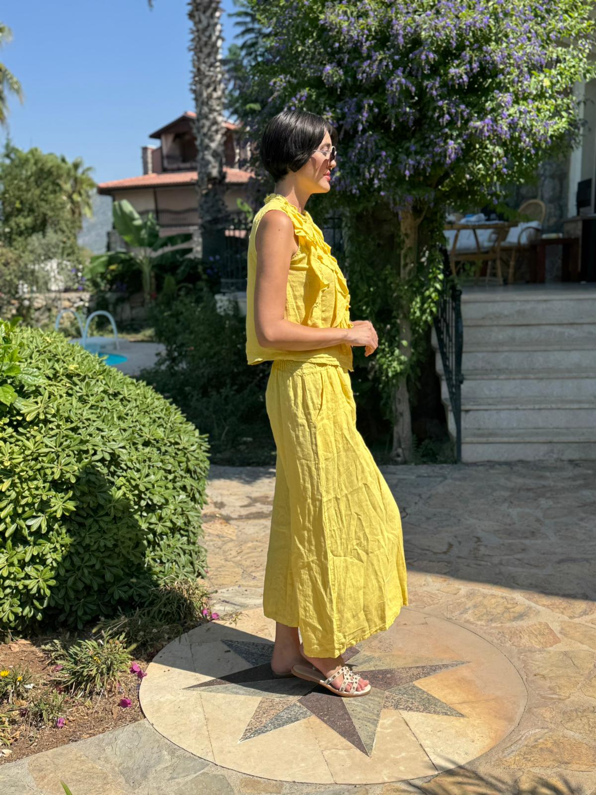 NC14092 Fırfırlı Kolsuz İtalyan Keten Takım Sarı