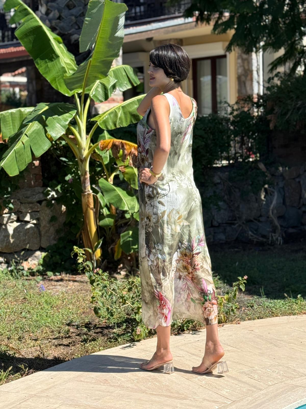 YG20641 İtalyan Çiçekli Askılı İpek Elbise Haki