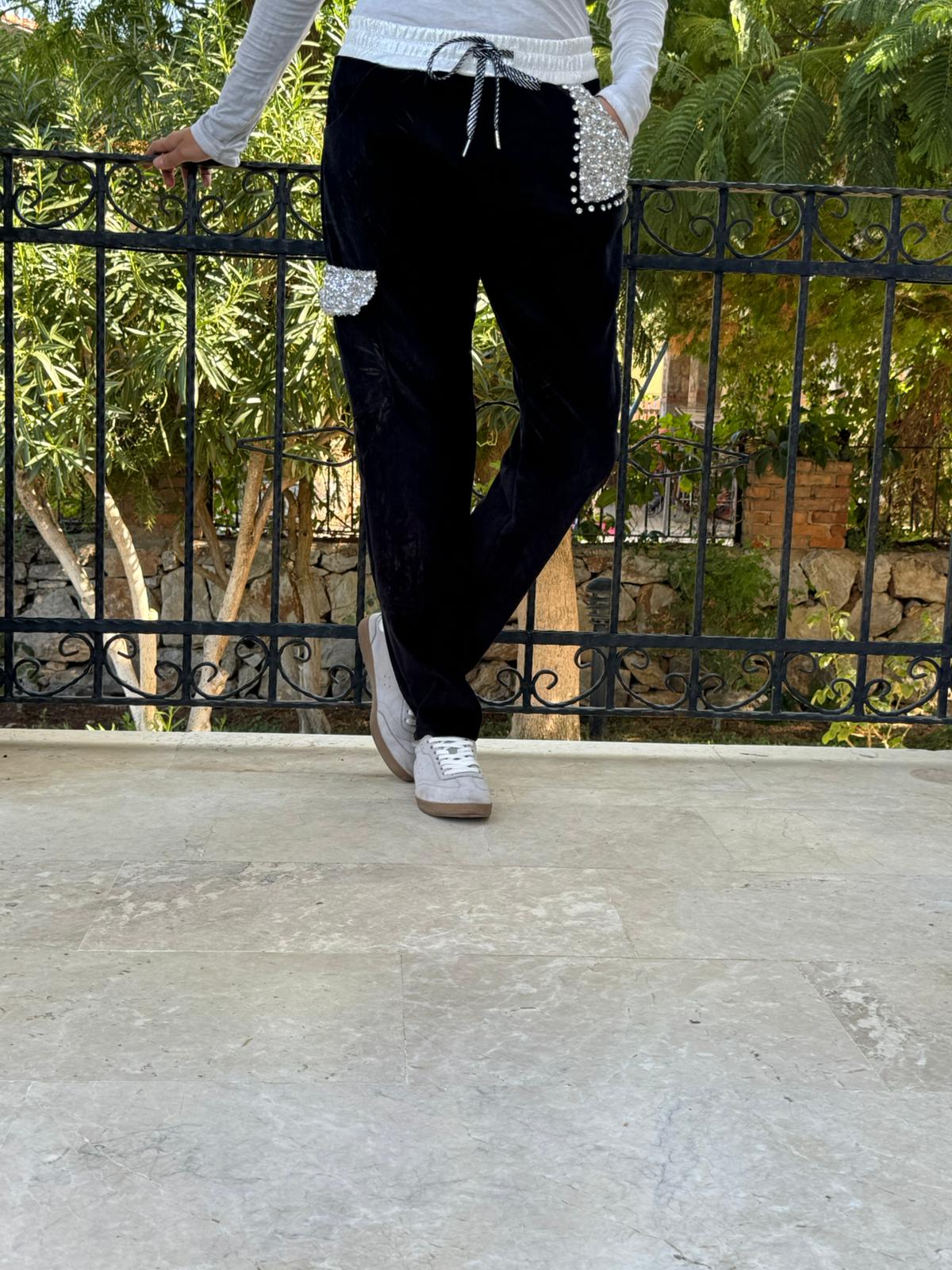 LS13220 İtalyan Cebi Taşlı Kadife Pantolon Siyah