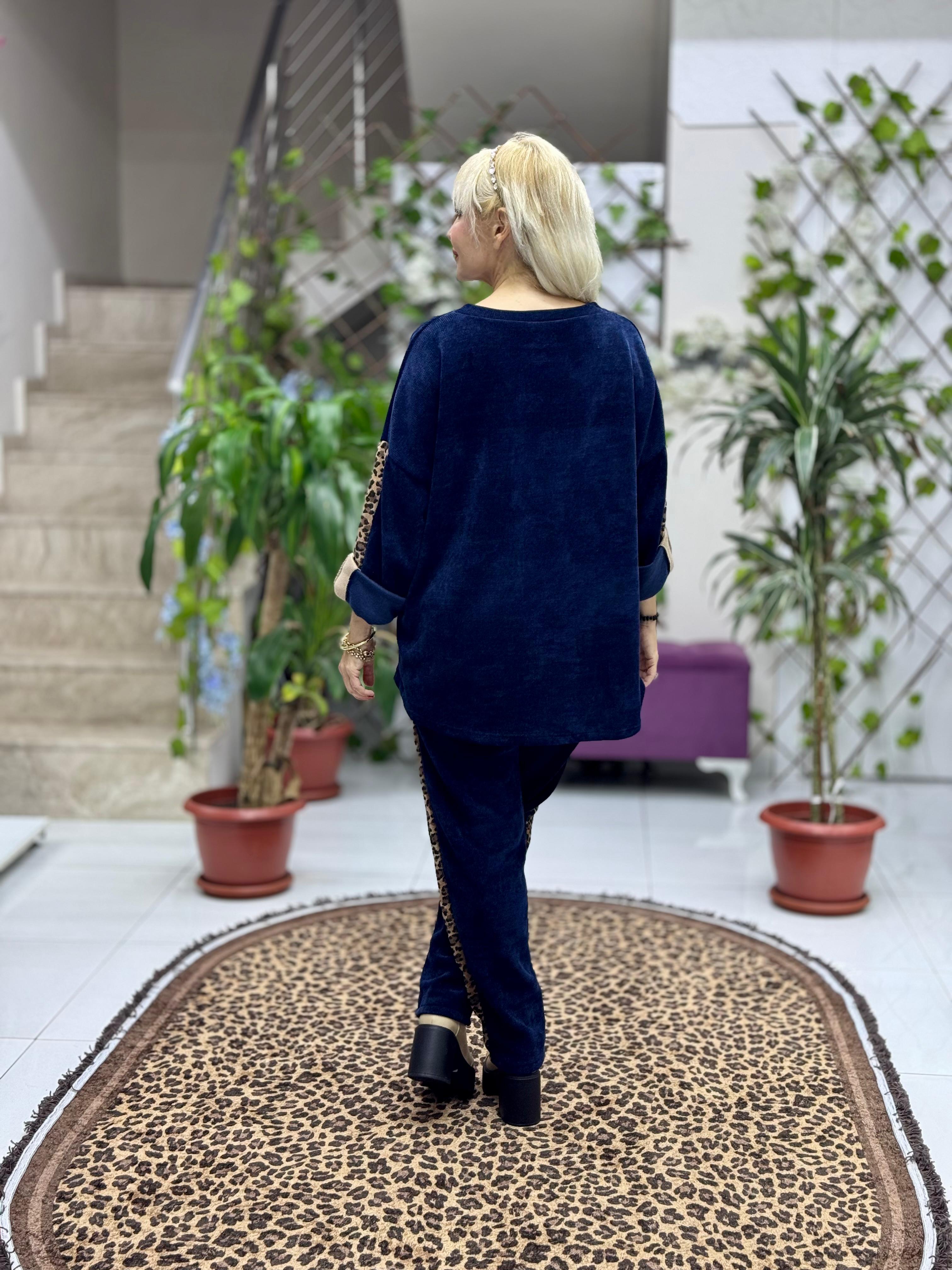 NC25183 Leopar Desenli Cep Detaylı İtalyan Kadife Takım Lacivert