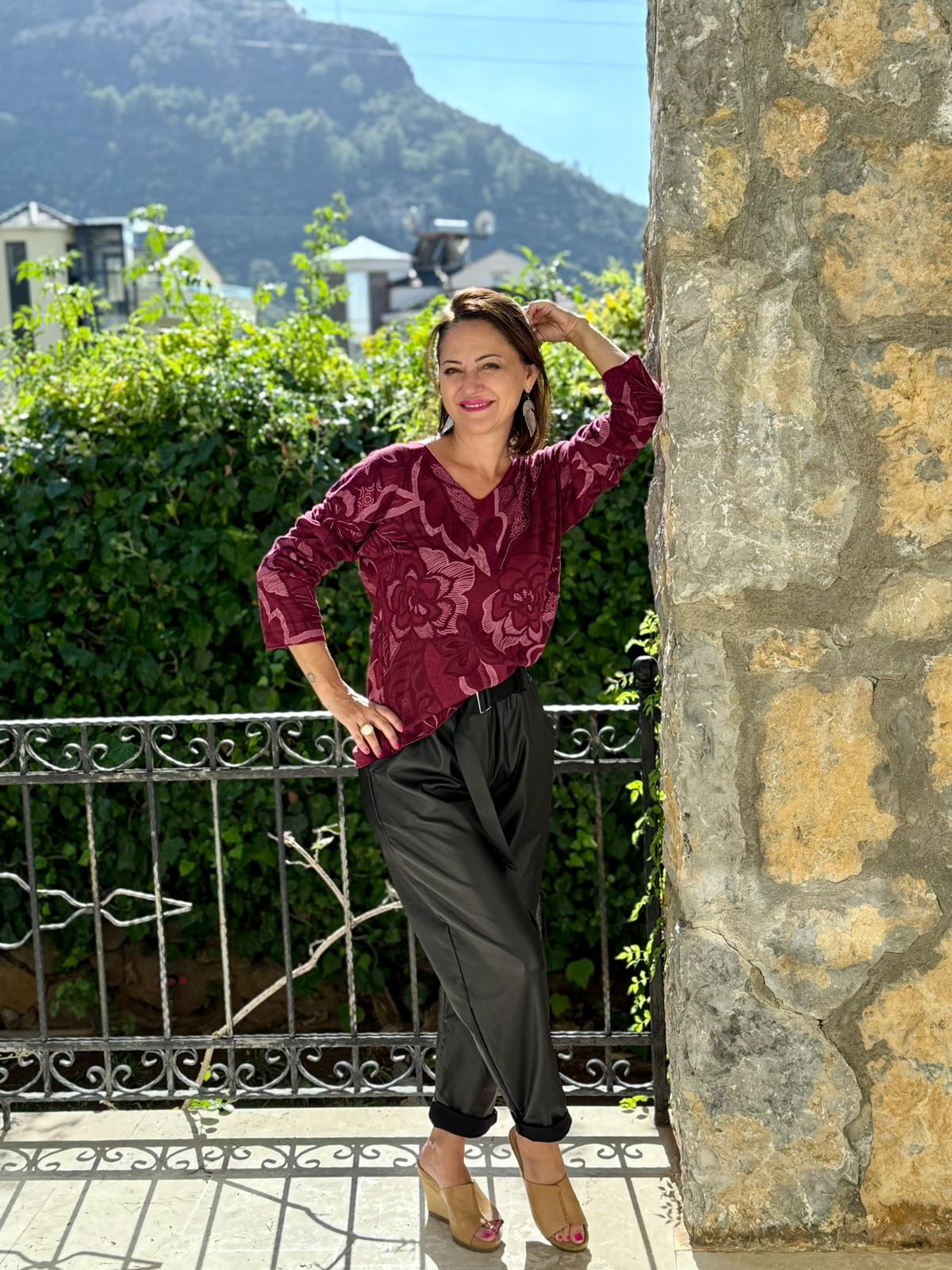 YG7036 Çiçek Desenli V Yaka İtalyan Triko Bluz Bordo