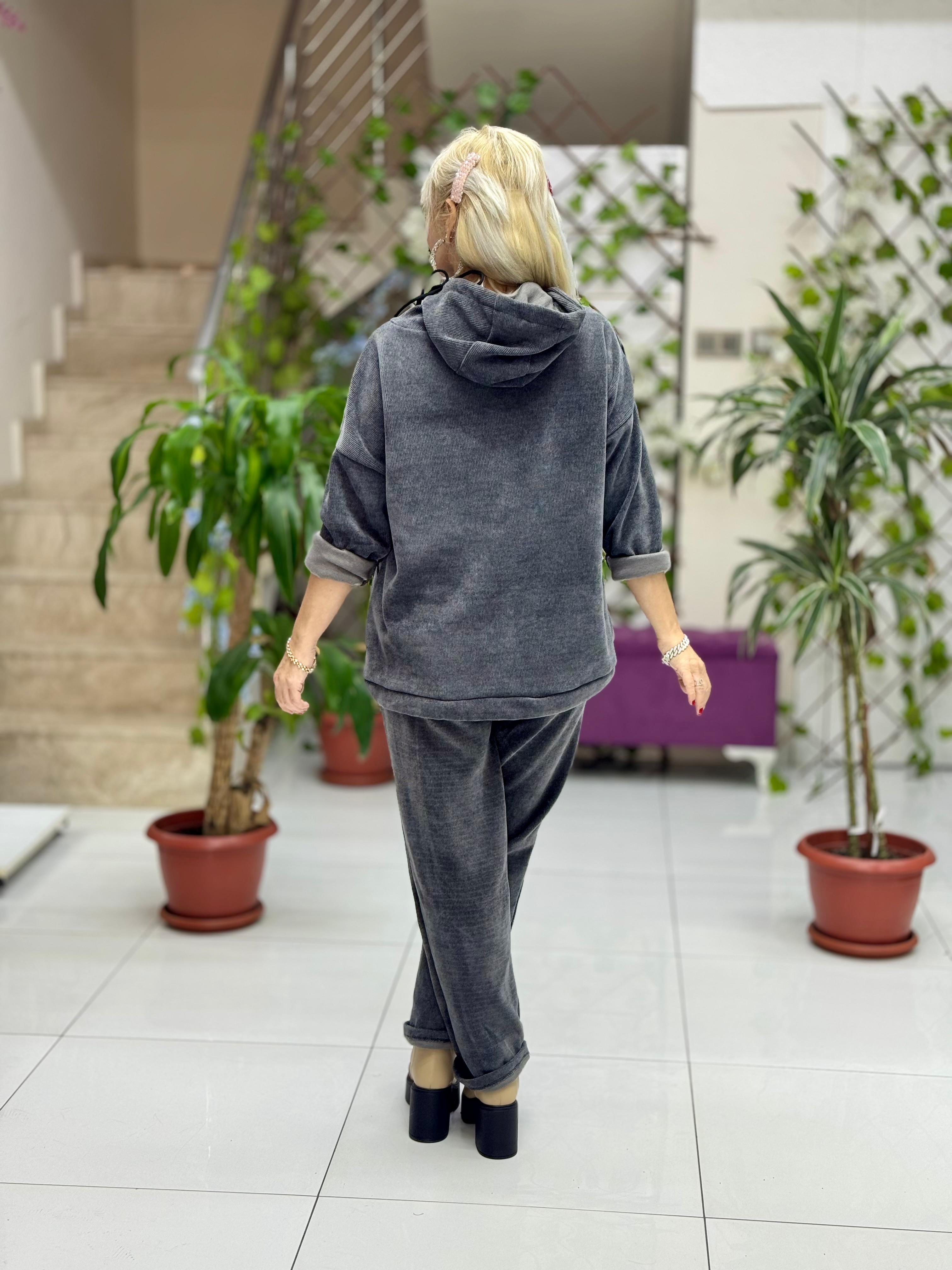 NC15531 İp Desenli Degaje Yaka İtalyan Kadife Takım Füme