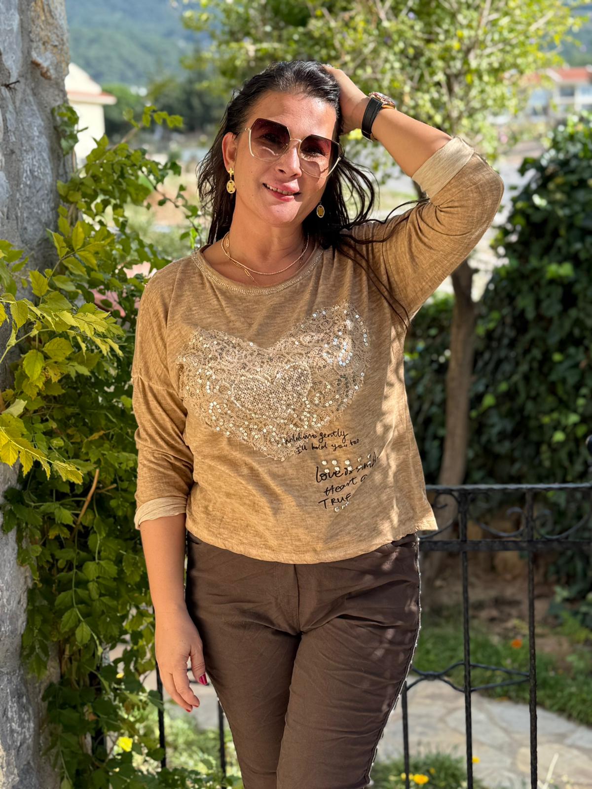 YG42030 Kalp Desenli Pullu İtalyan Triko Bluz Kahverengi