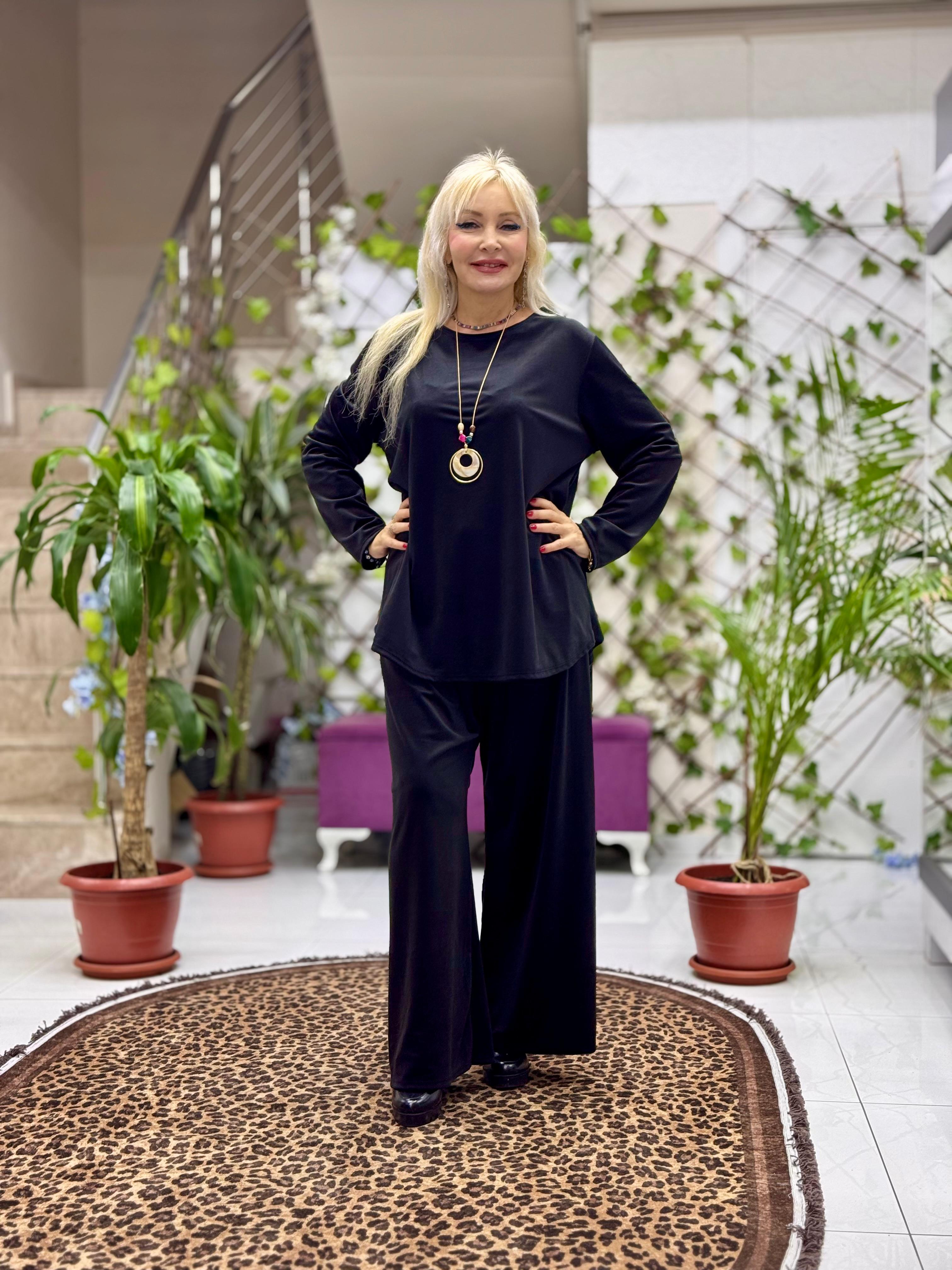 YG2404 Kolyeli Basic Fitilsiz İtalyan Kadife Takım Siyah