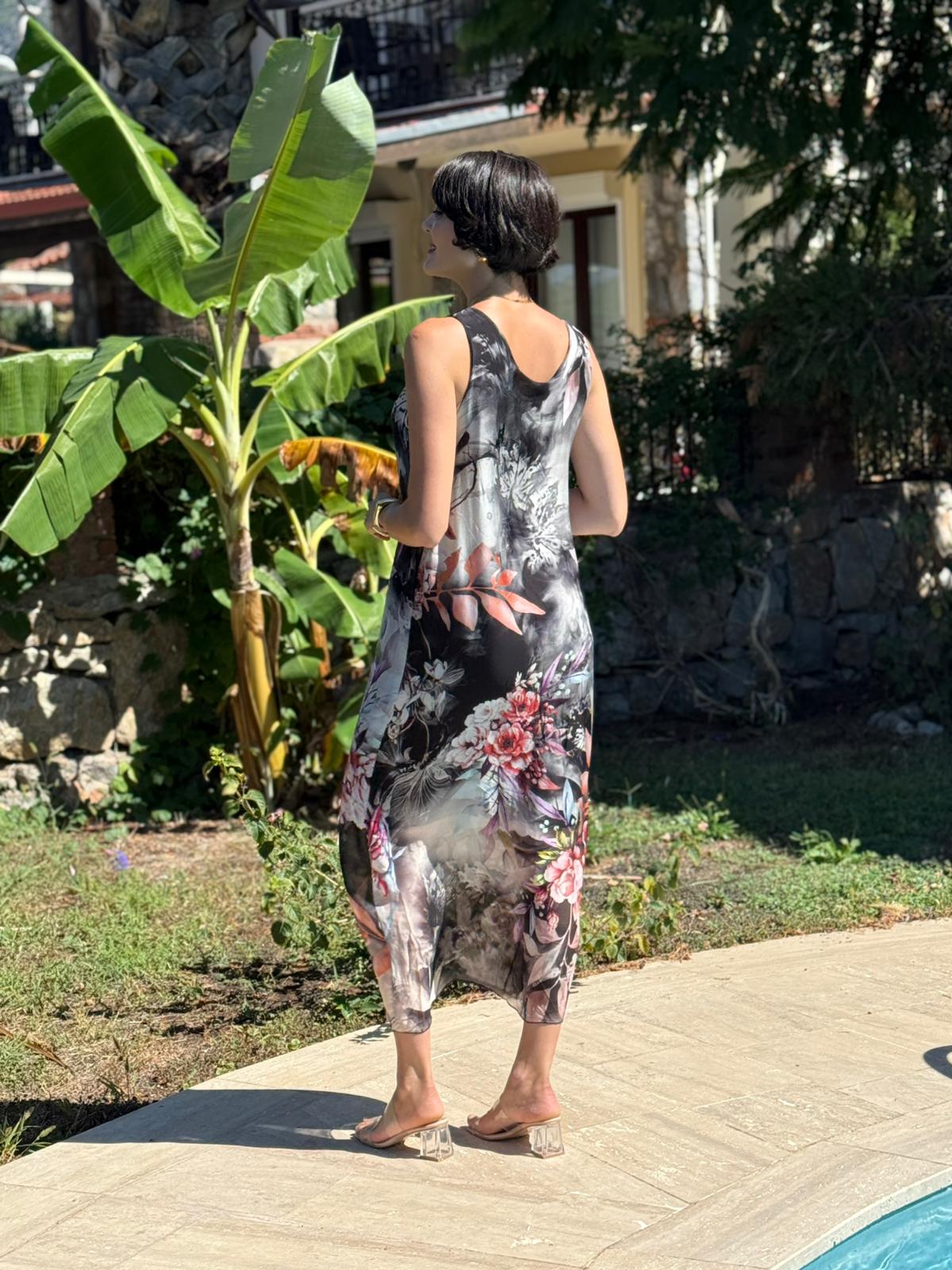 YG20641 İtalyan Çiçekli Askılı İpek Elbise Siyah