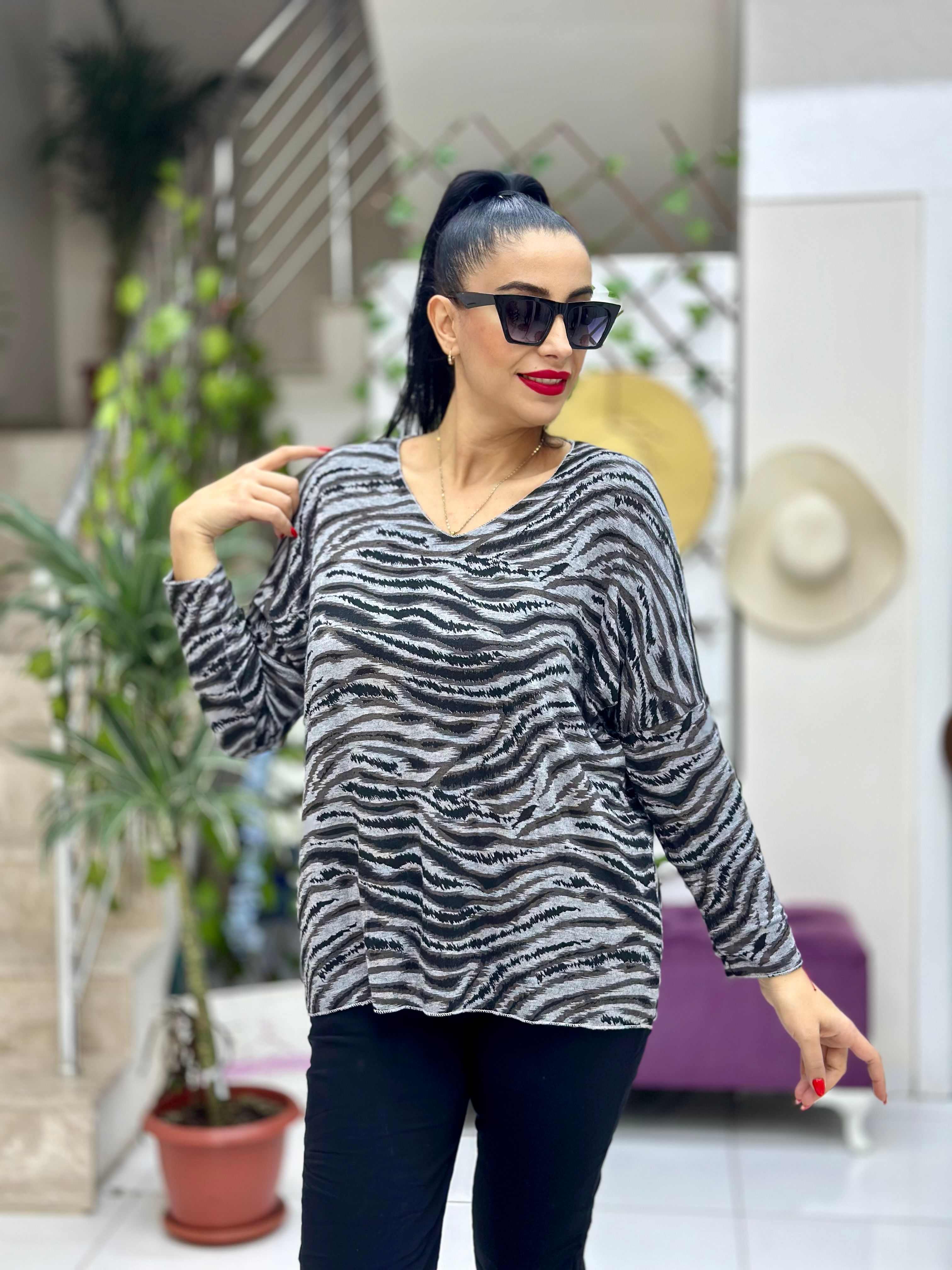 NC22885 Zebra Desen Triko Bluz Gri